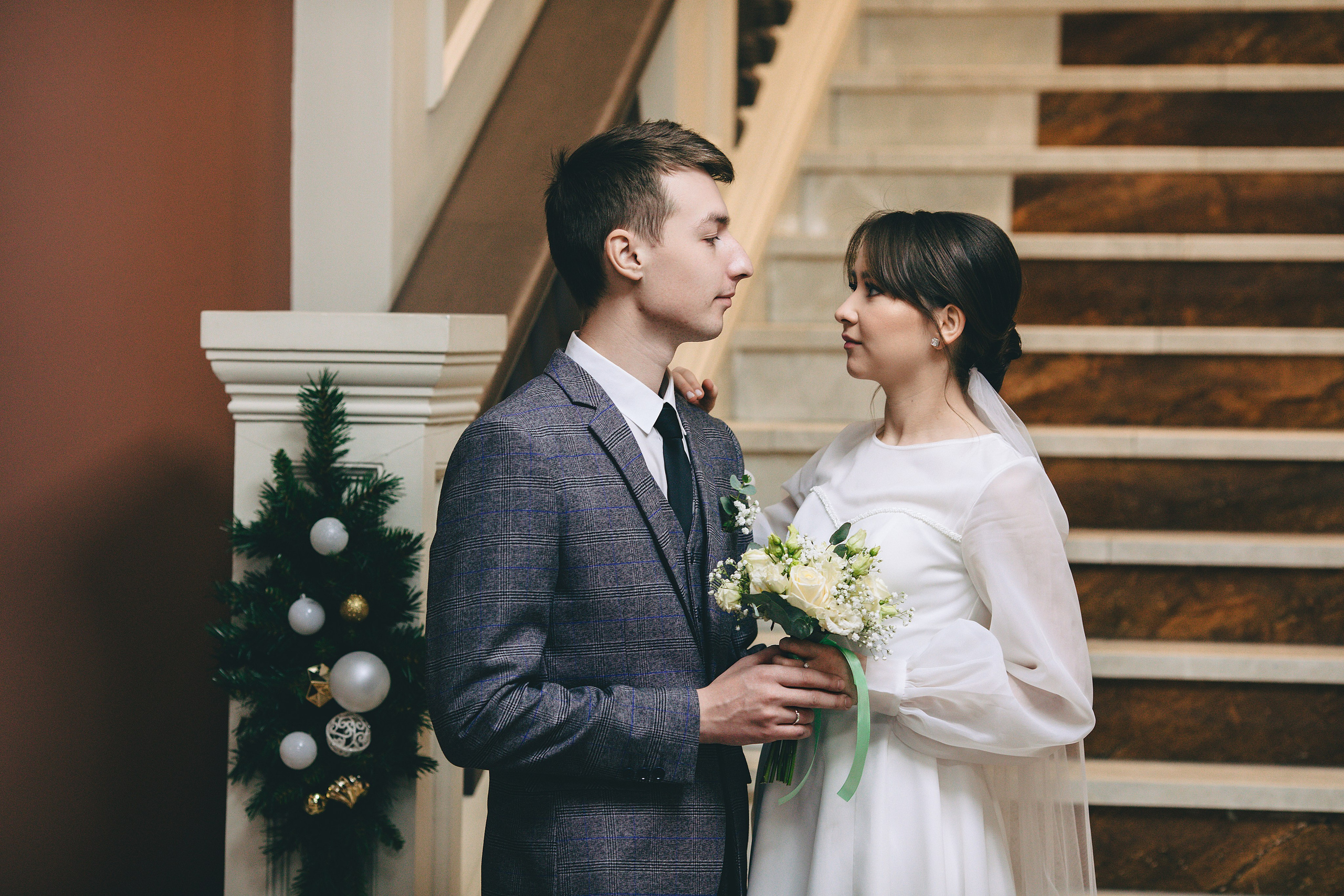 Свадебная фотосессия в национальной библиотеке Удмуртской Республики. Дима Никитин свадебный и семейный фотограф в Ижевске и Удмуртии с 2007 года