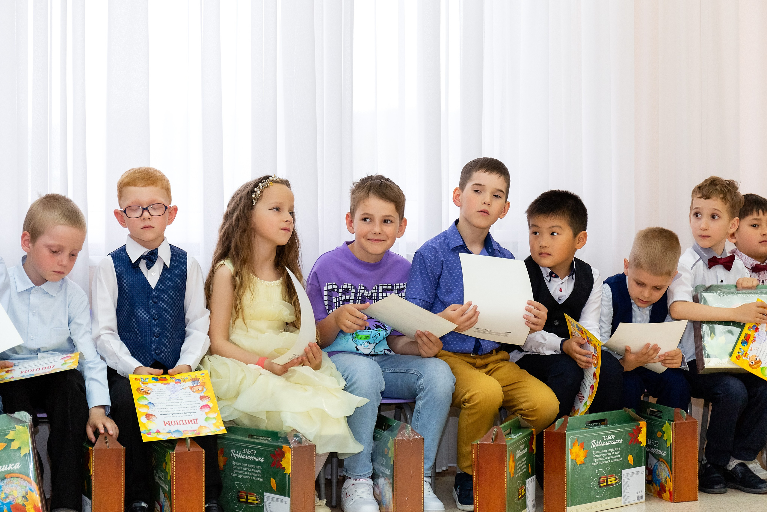 Выпускной. Детский сад «Тигрёнок». Стильный выпускной альбом Владивосток фотограф Вероника Мигачева