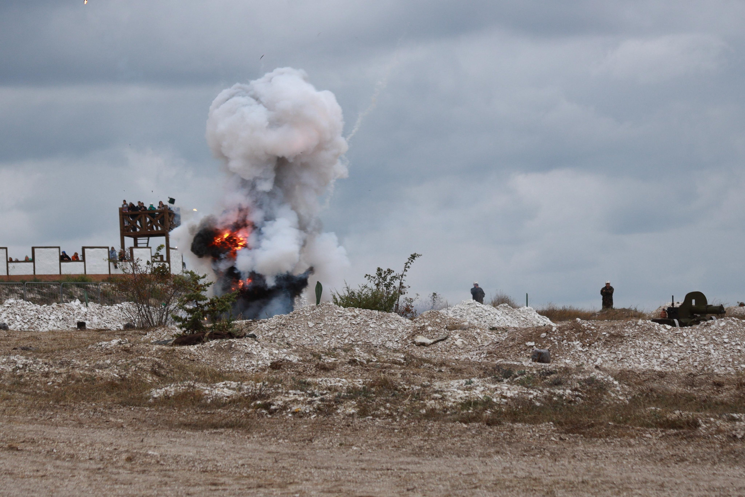 КРЫМСКИЙ ВОЕННО-ИСТОРИЧЕСКИЙ ФЕСТИВАЛЬ на Федюхиных высотах. Свадебный и портретный фотограф Ростислав Выхрыстюк