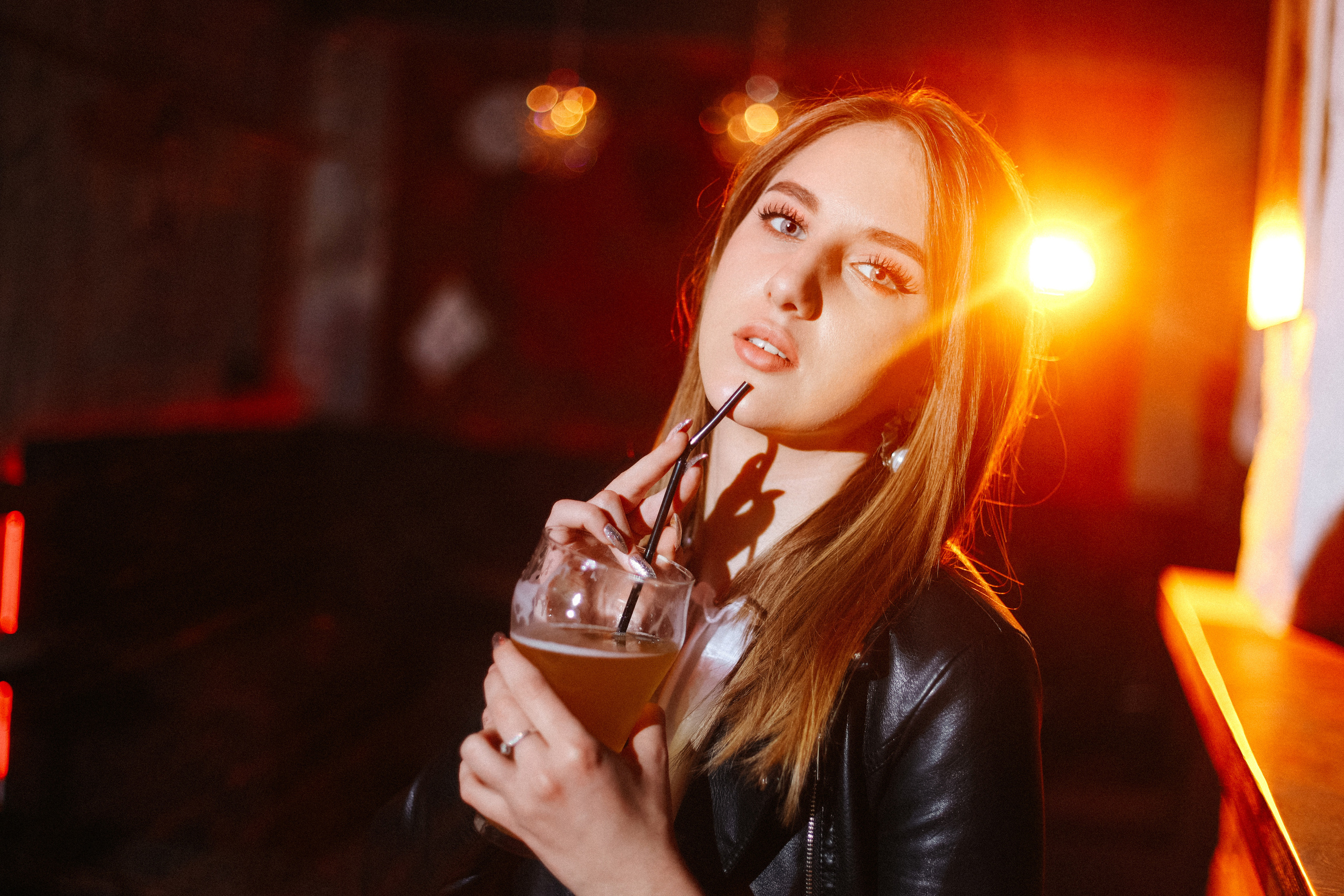 Фотосъёмка в баре. Свадебный и портретный фотограф Ростислав Выхрыстюк