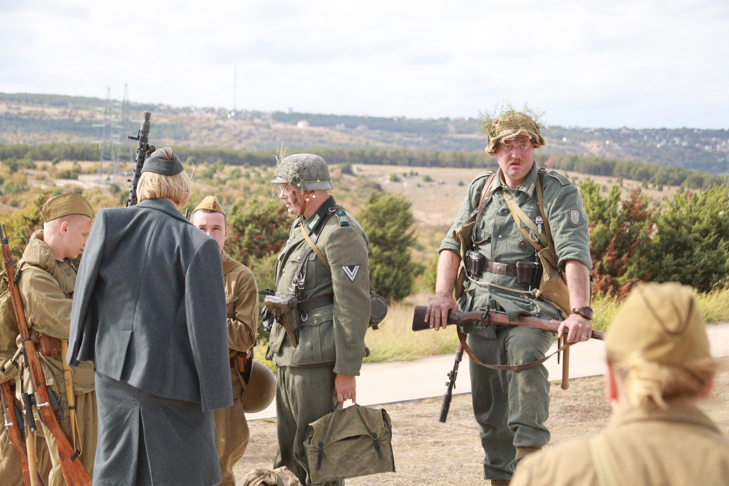 КРЫМСКИЙ ВОЕННО-ИСТОРИЧЕСКИЙ ФЕСТИВАЛЬ на Федюхиных высотах. Свадебный и портретный фотограф Ростислав Выхрыстюк