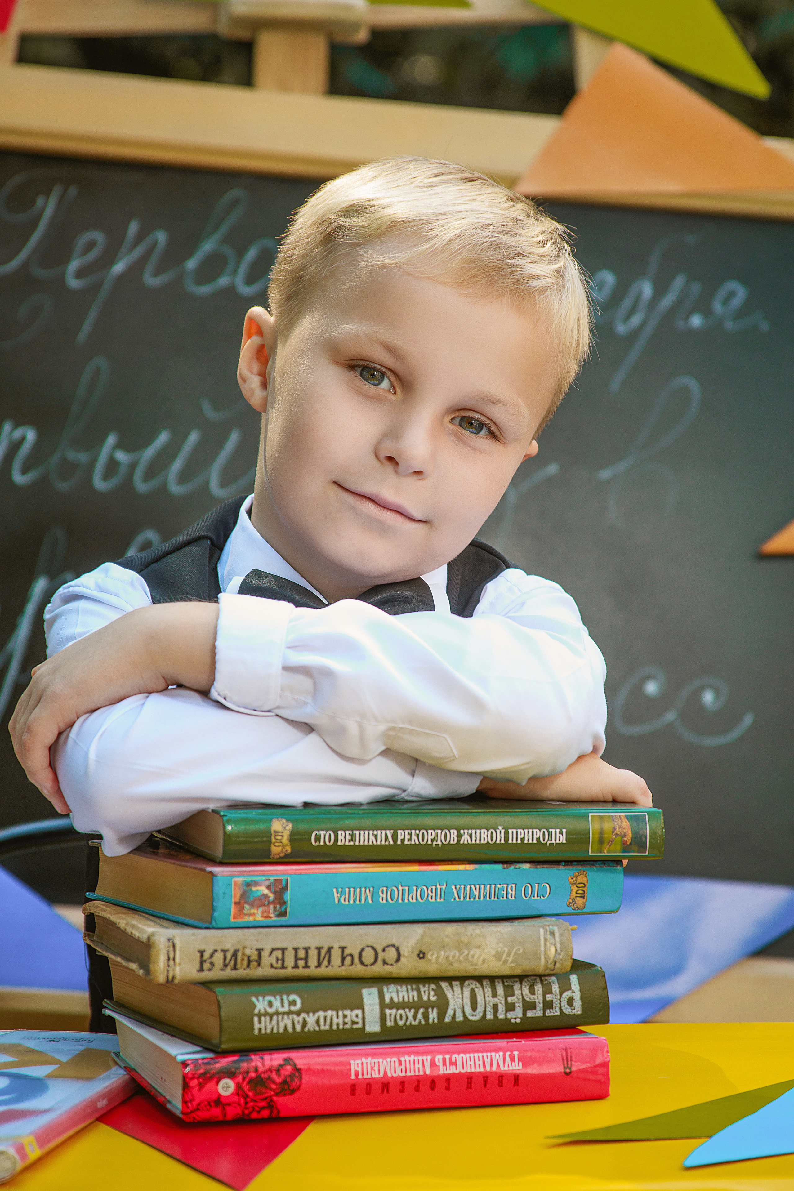 Фотосъёмка первоклассников на улице. Свадебный и портретный фотограф Ростислав Выхрыстюк