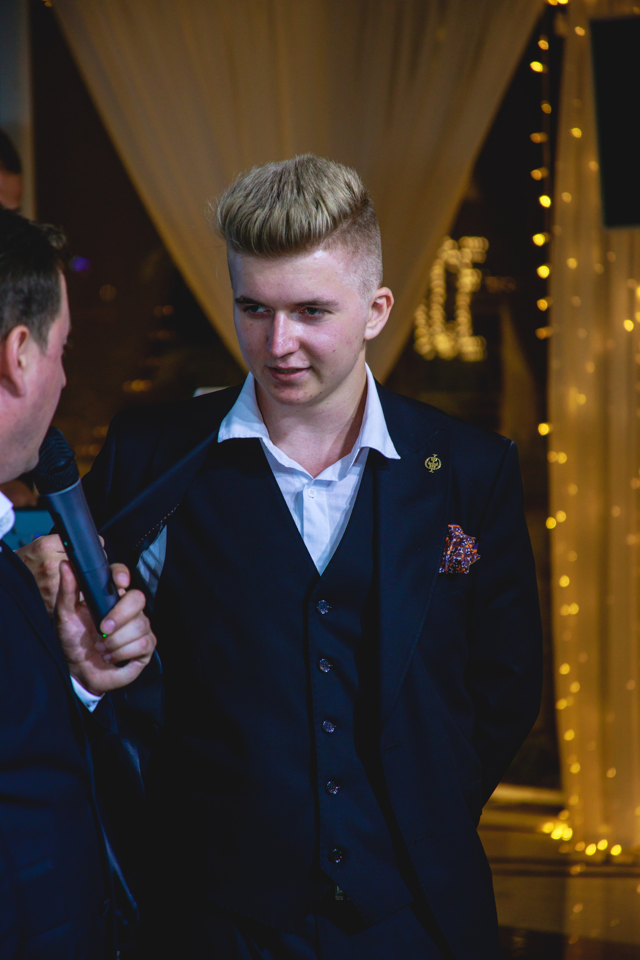 Фотосъёмка выпуска 2021, 48 школа 11 класс. Свадебный и портретный фотограф Ростислав Выхрыстюк