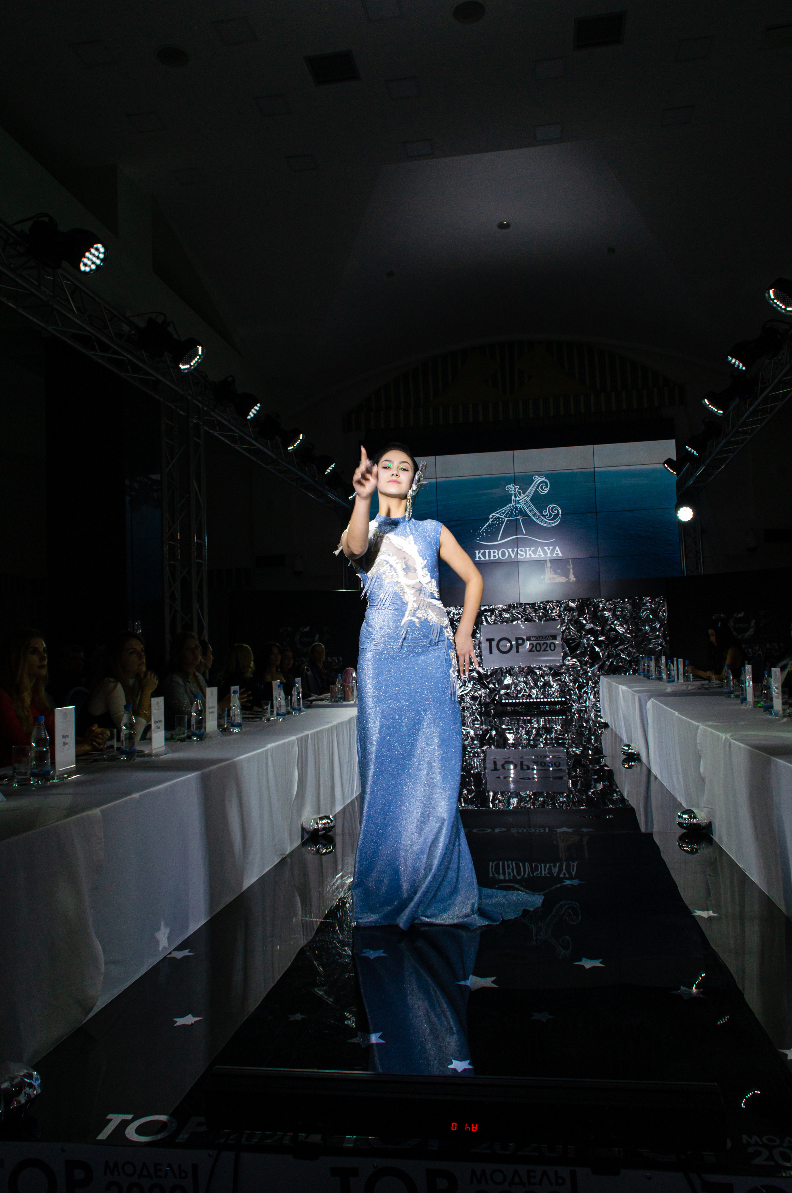 Модельный показ Ялта. Свадебный и портретный фотограф Ростислав Выхрыстюк