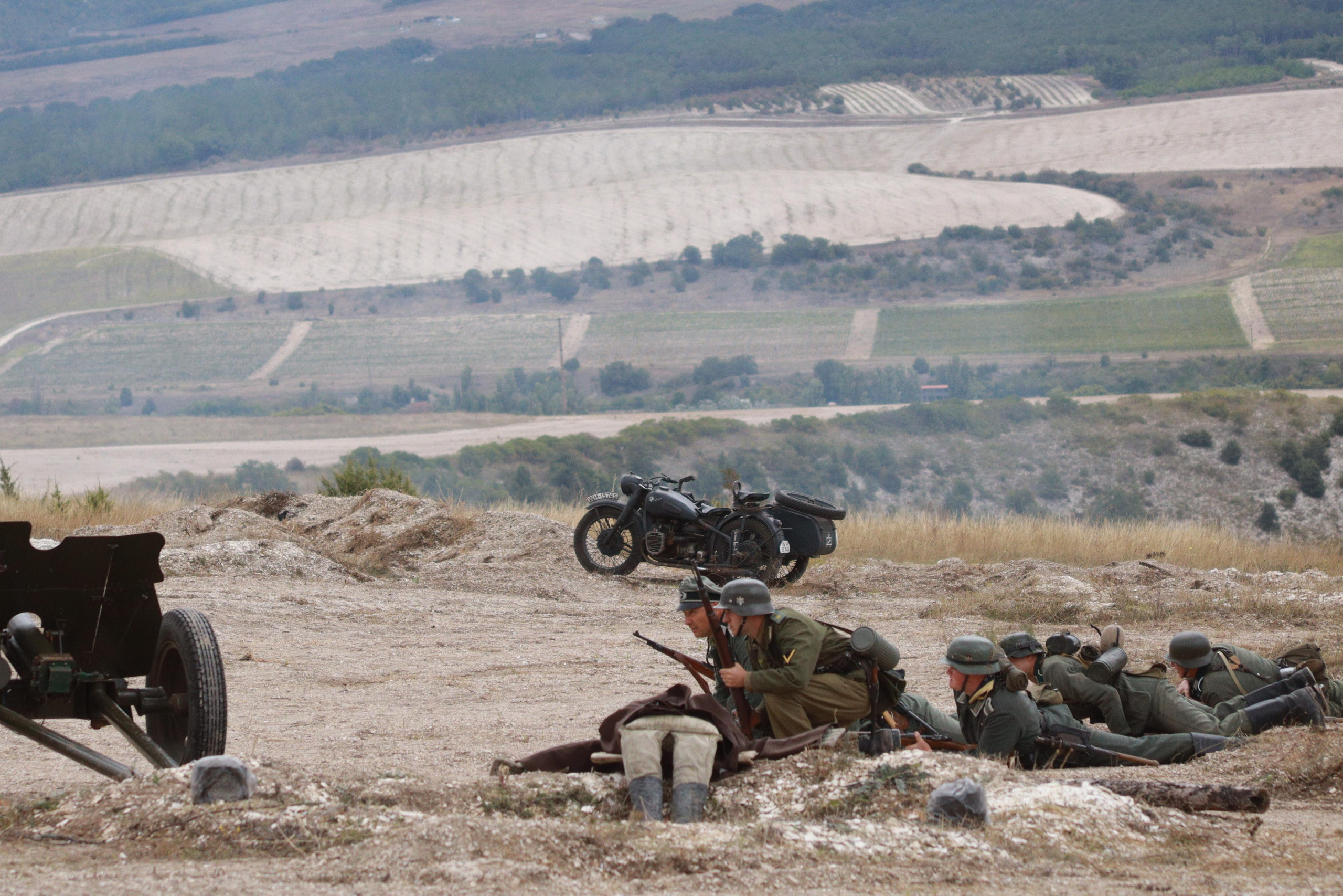КРЫМСКИЙ ВОЕННО-ИСТОРИЧЕСКИЙ ФЕСТИВАЛЬ на Федюхиных высотах. Свадебный и портретный фотограф Ростислав Выхрыстюк
