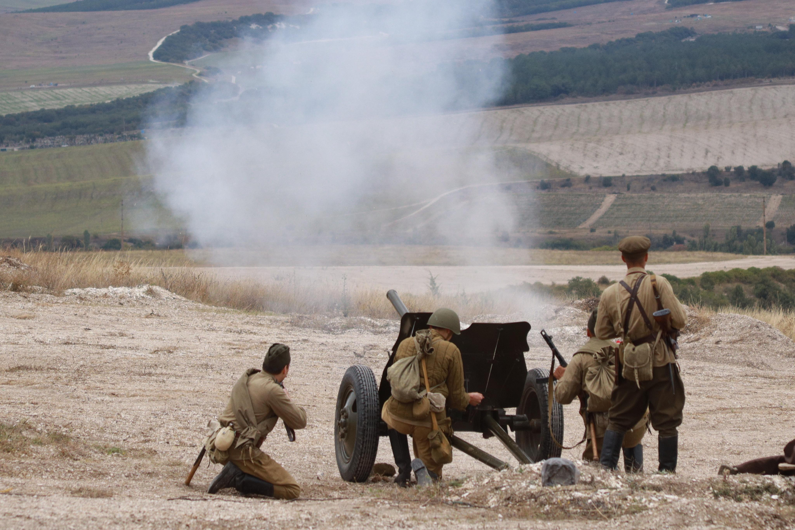 КРЫМСКИЙ ВОЕННО-ИСТОРИЧЕСКИЙ ФЕСТИВАЛЬ на Федюхиных высотах. Свадебный и портретный фотограф Ростислав Выхрыстюк
