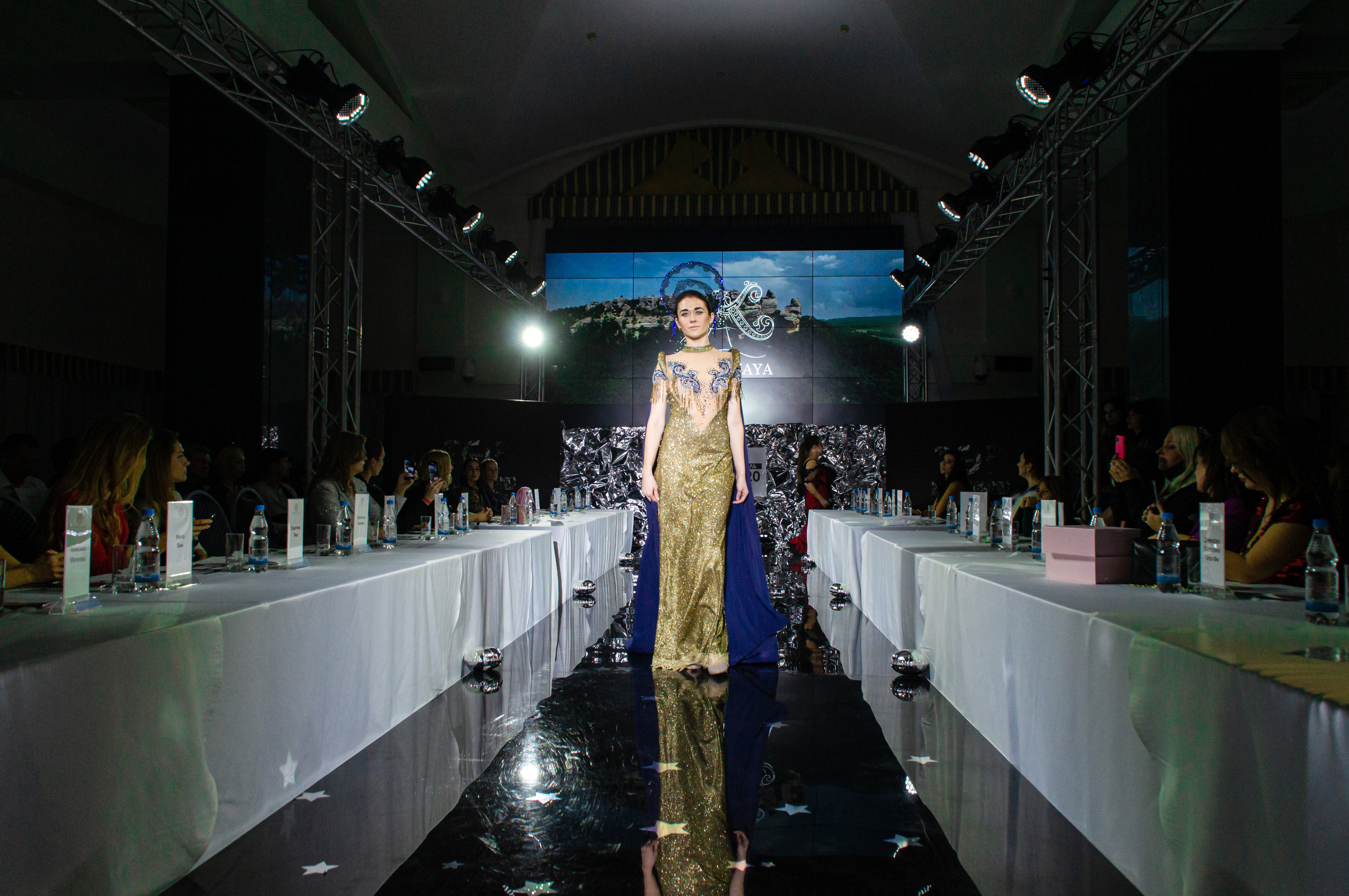 Модельный показ Ялта. Свадебный и портретный фотограф Ростислав Выхрыстюк