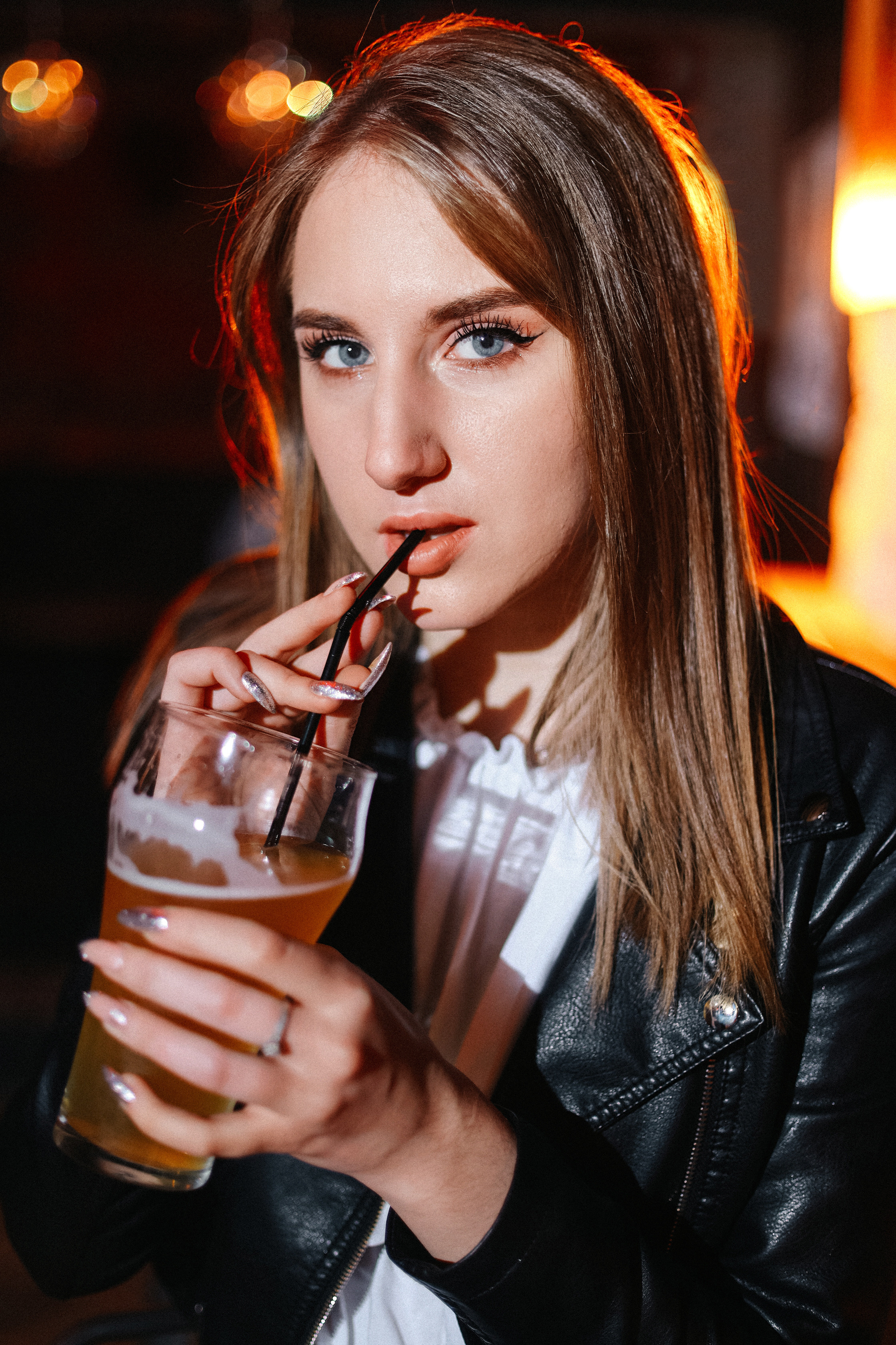 Фотосъёмка в баре. Свадебный и портретный фотограф Ростислав Выхрыстюк