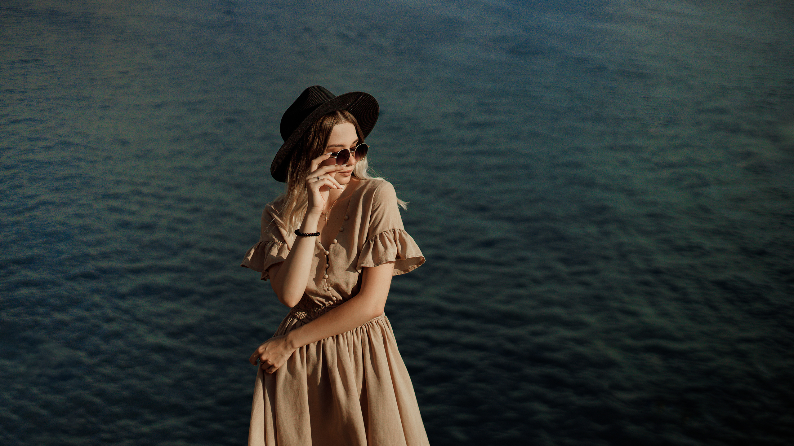 Фотосъёмка в Балаклаве. Свадебный и портретный фотограф Ростислав Выхрыстюк