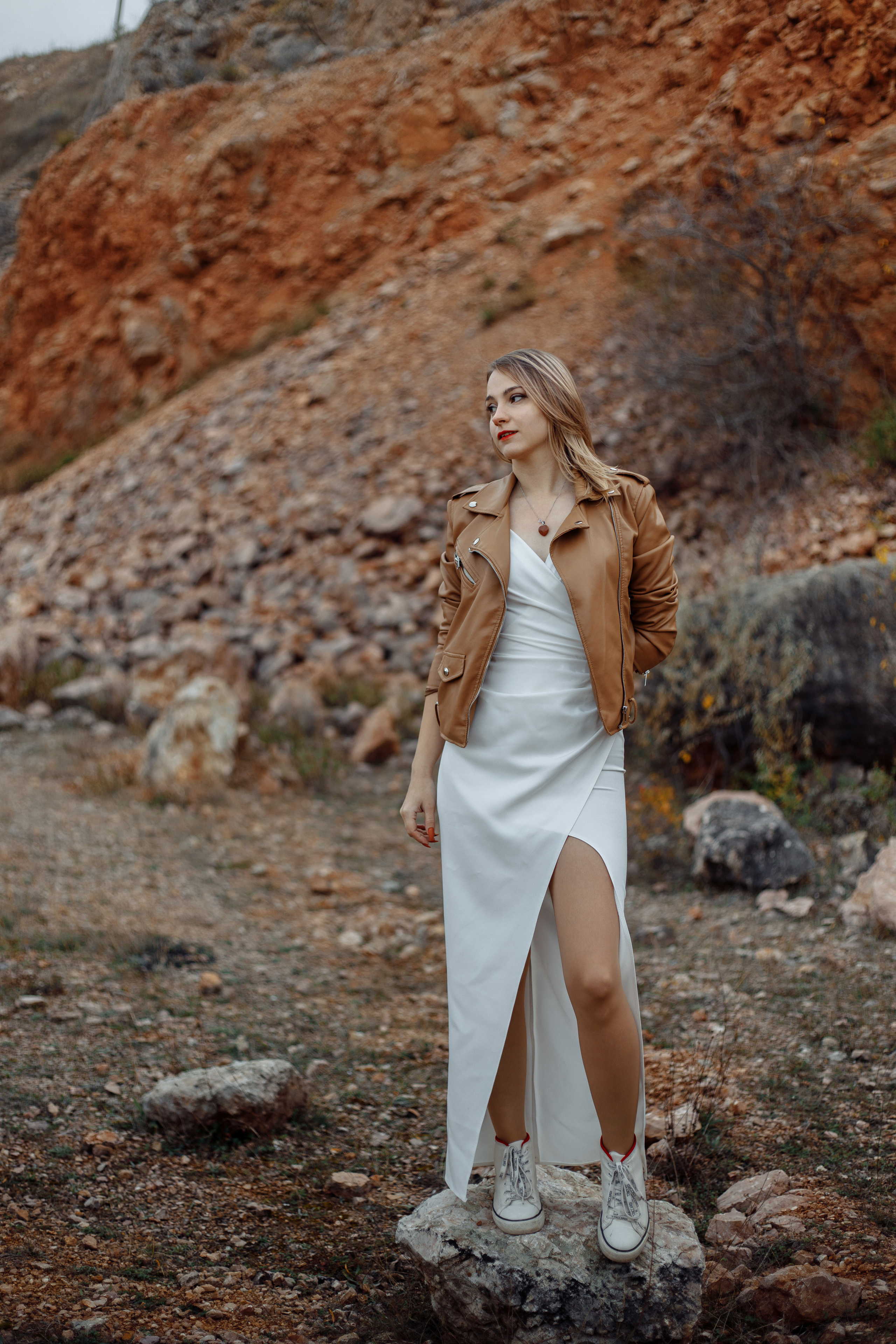 Фотосъёмка в Балаклава, Кадыковский карьер. Свадебный и портретный фотограф Ростислав Выхрыстюк