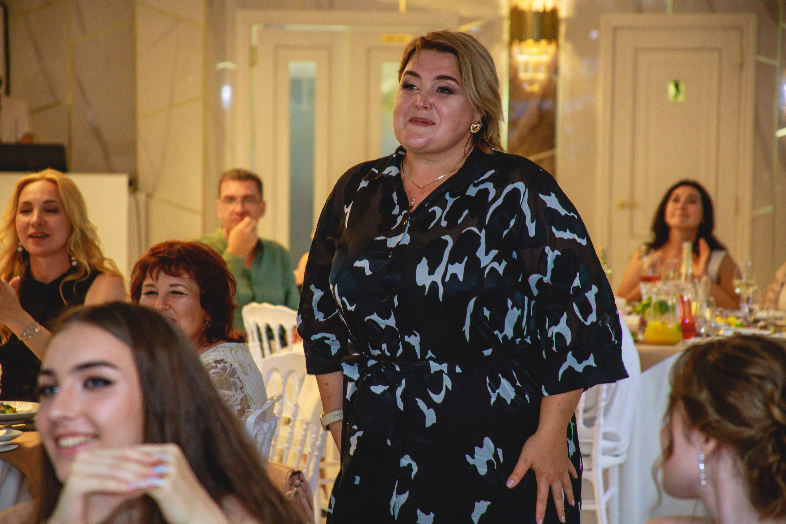 Фотосъёмка выпуска 2021, 48 школа 11 класс. Свадебный и портретный фотограф Ростислав Выхрыстюк