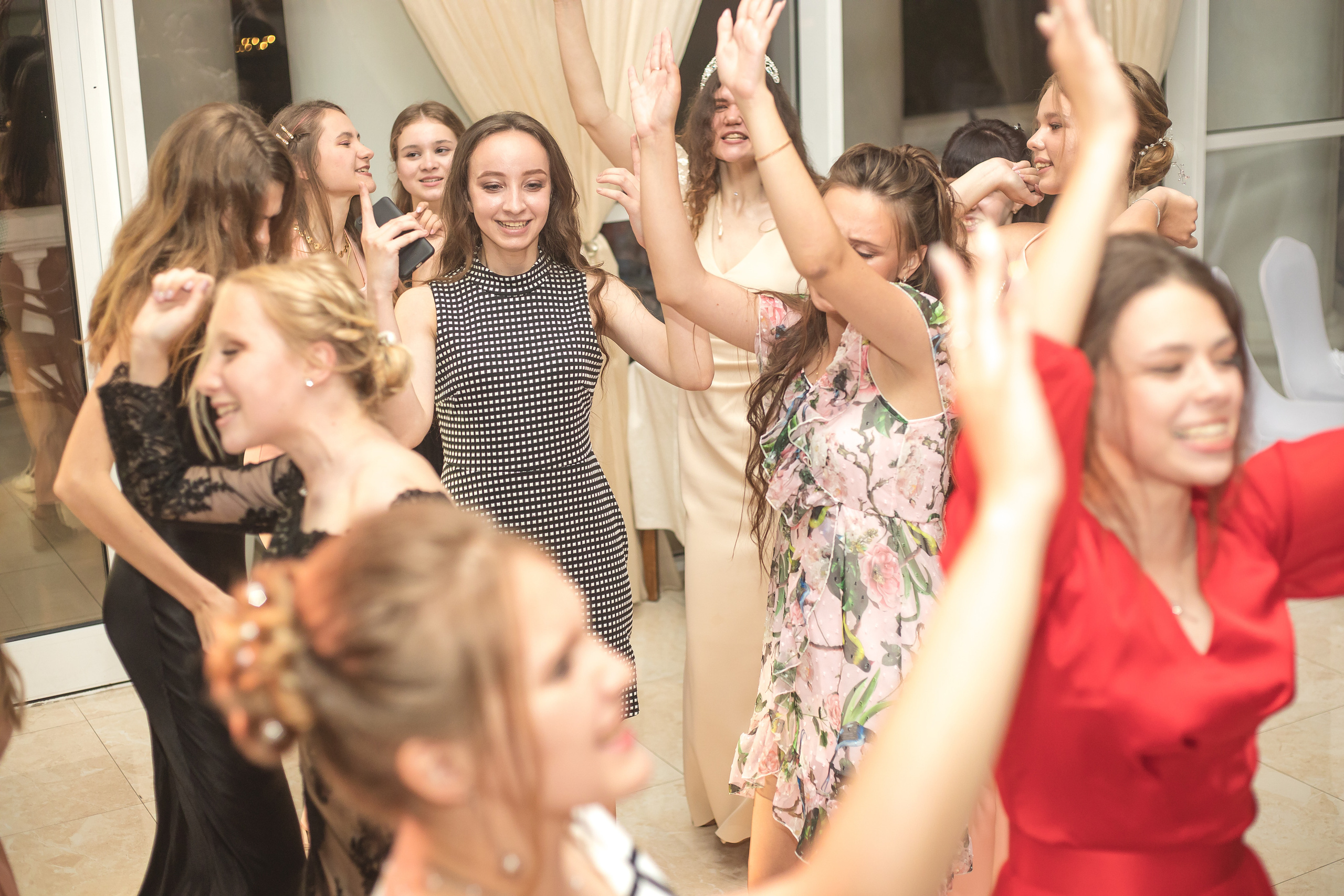 Выпуск 10 школа 11 класс. Свадебный и портретный фотограф Ростислав Выхрыстюк