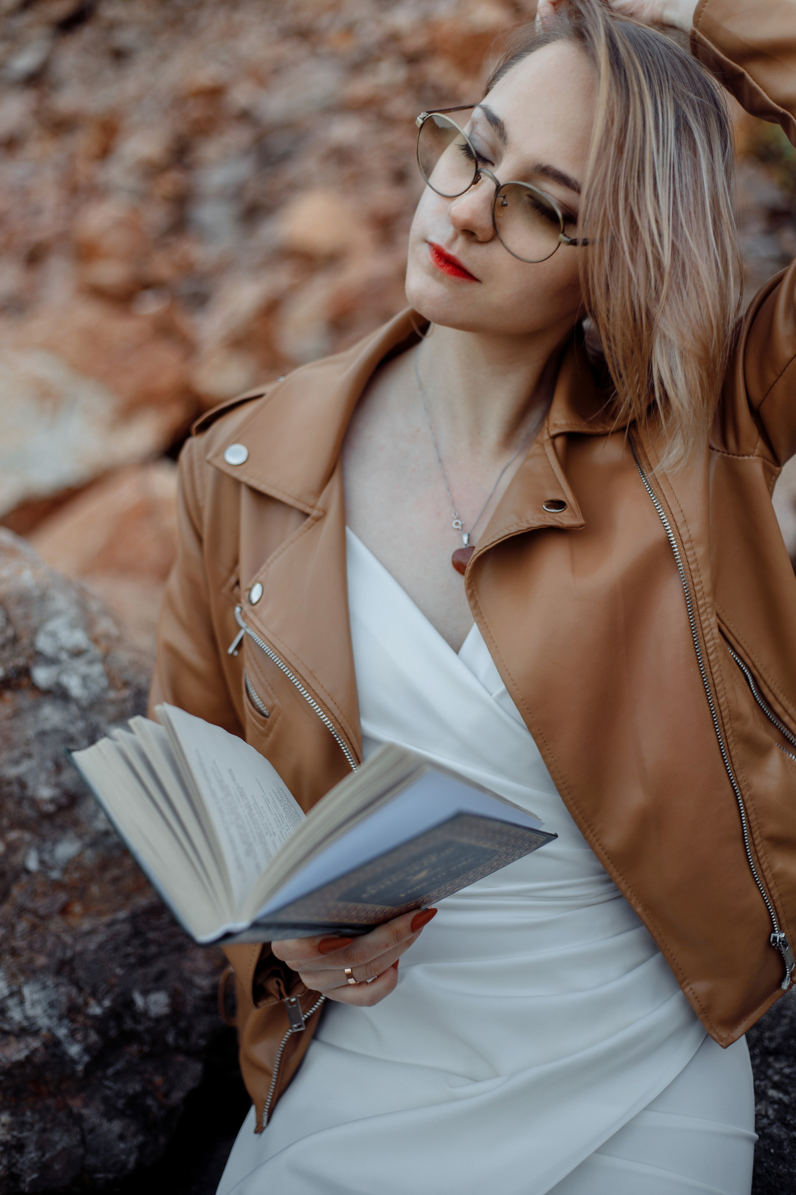 Фотосессия с книгой