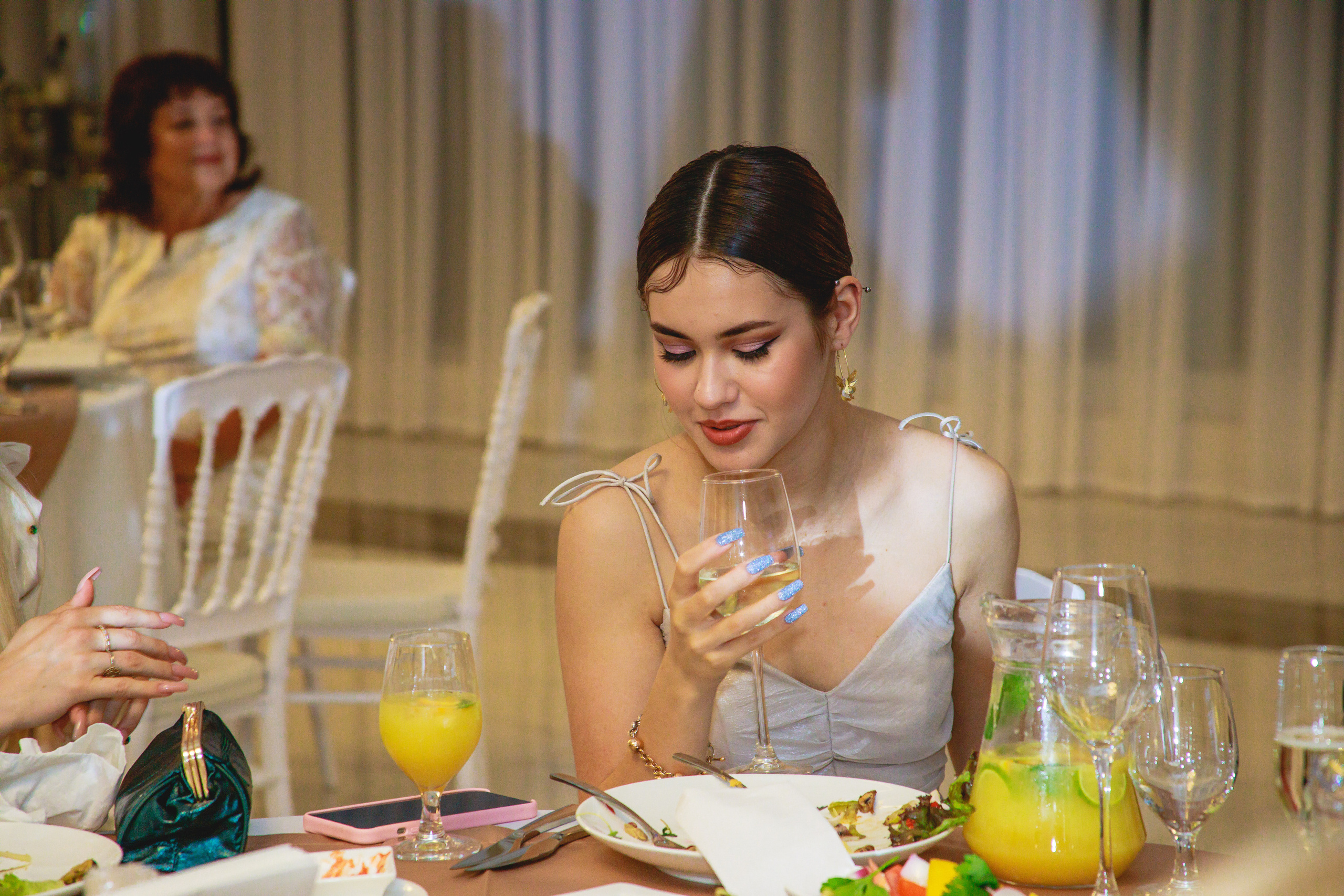 Фотосъёмка выпуска 2021, 48 школа 11 класс. Свадебный и портретный фотограф Ростислав Выхрыстюк