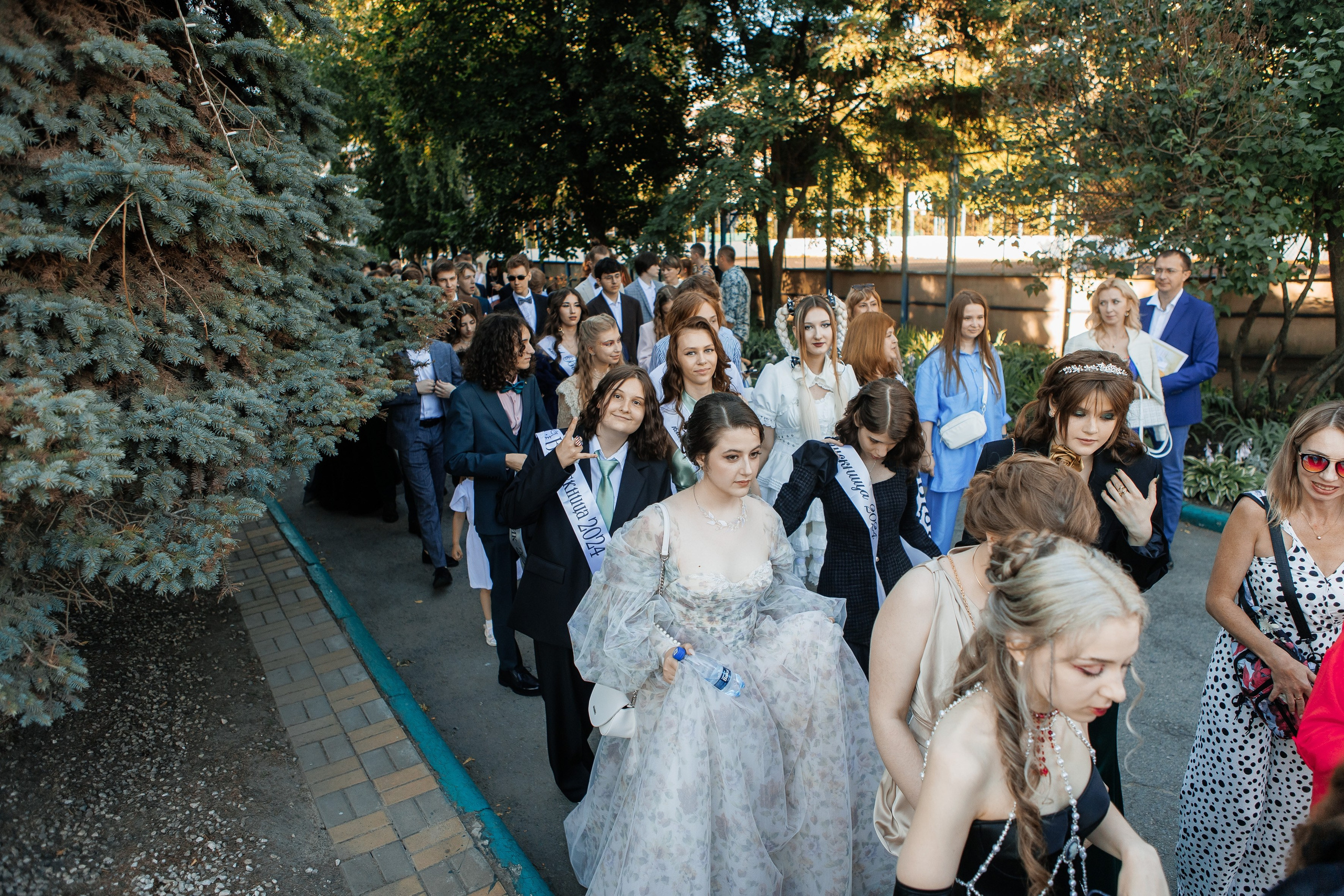 Выпускной Гимназия 12 2024 г. Свадебный и портретный Фотограф в Липецке Дмитрий Котюков