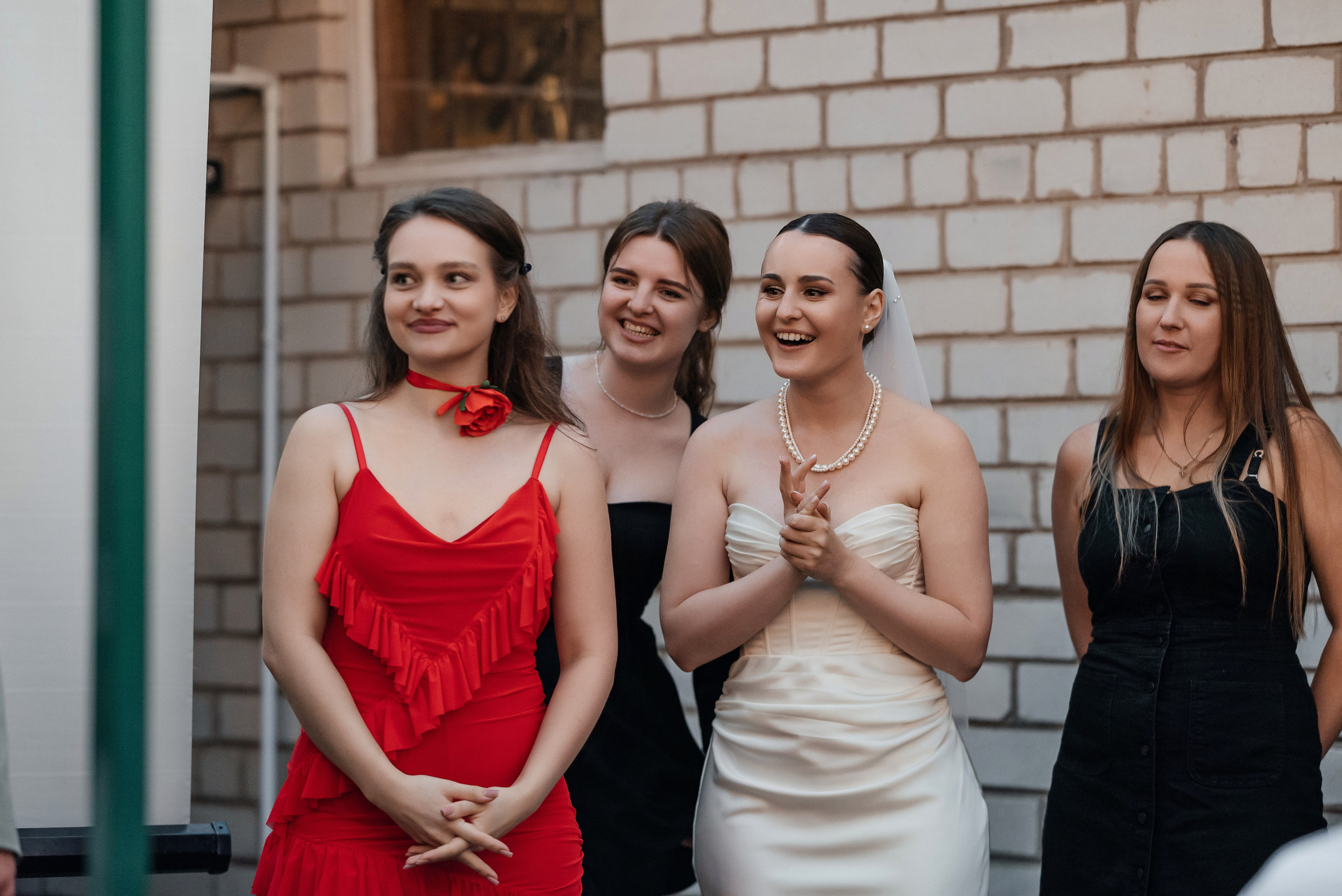 «Свадьба Даши и Артема». Школьный фотограф в Валуйках. Фотосессии для выпускников и изготовление выпускных альбомов в городе Валуйки и в Белгородской области