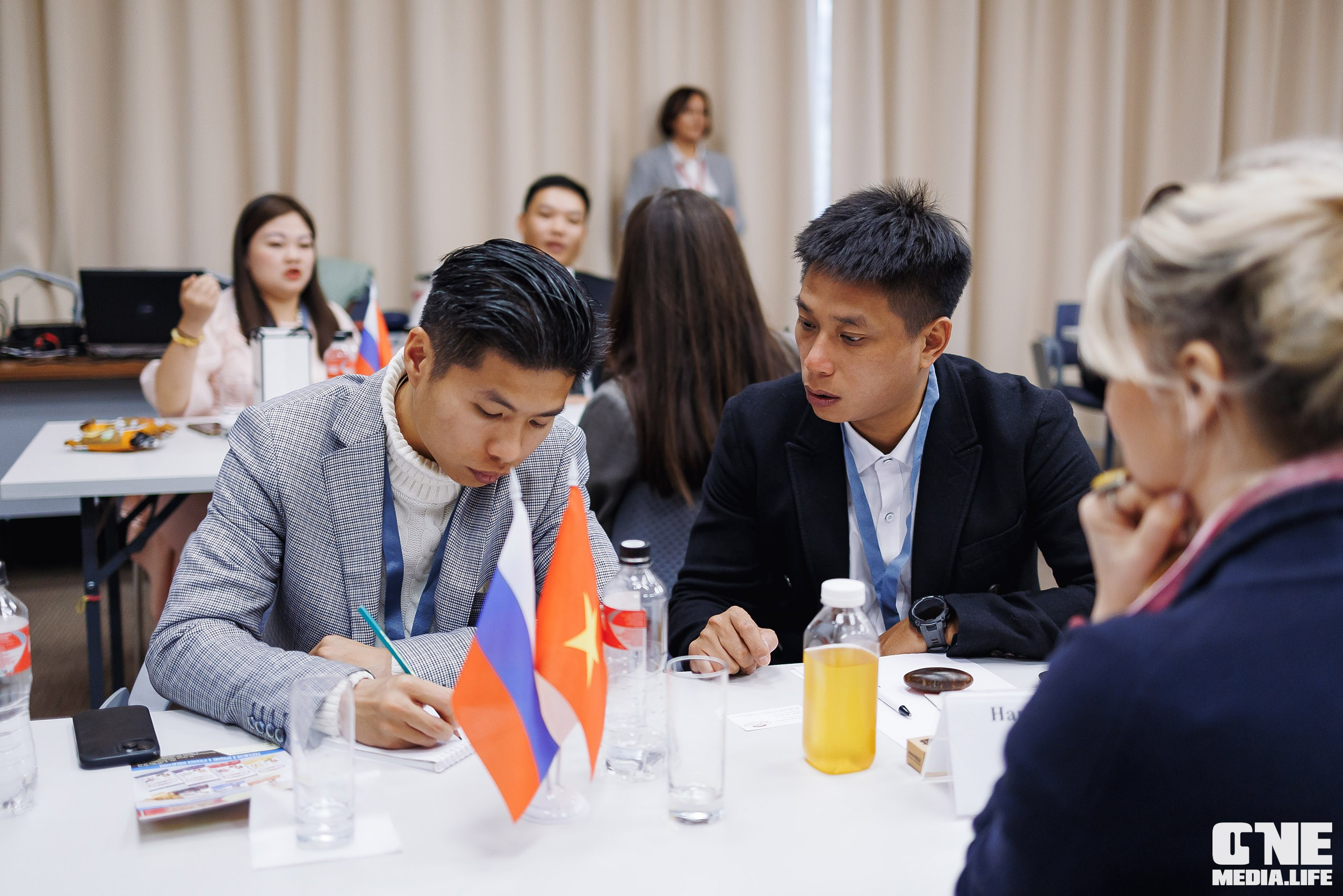 Фоторепортаж VII Международный форум «Вселенная бизнеса. Время Побед». One Media Life: фоторепортажи, фотоотчеты с мероприятий и заведений