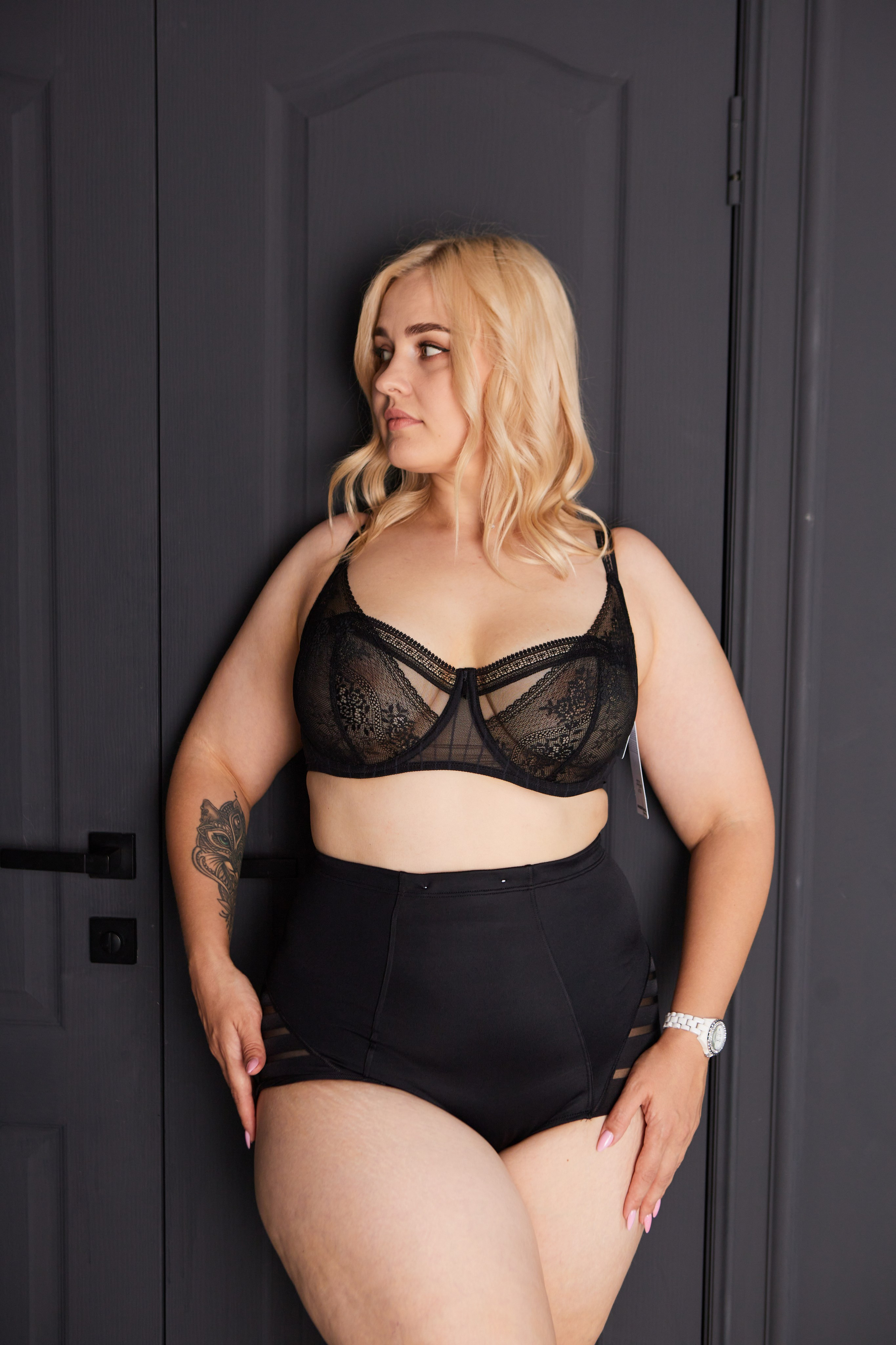 Контент-съёмка для магазина нижнего белья ViLove. Контент-фотограф в Абакане Наталья Нагибина