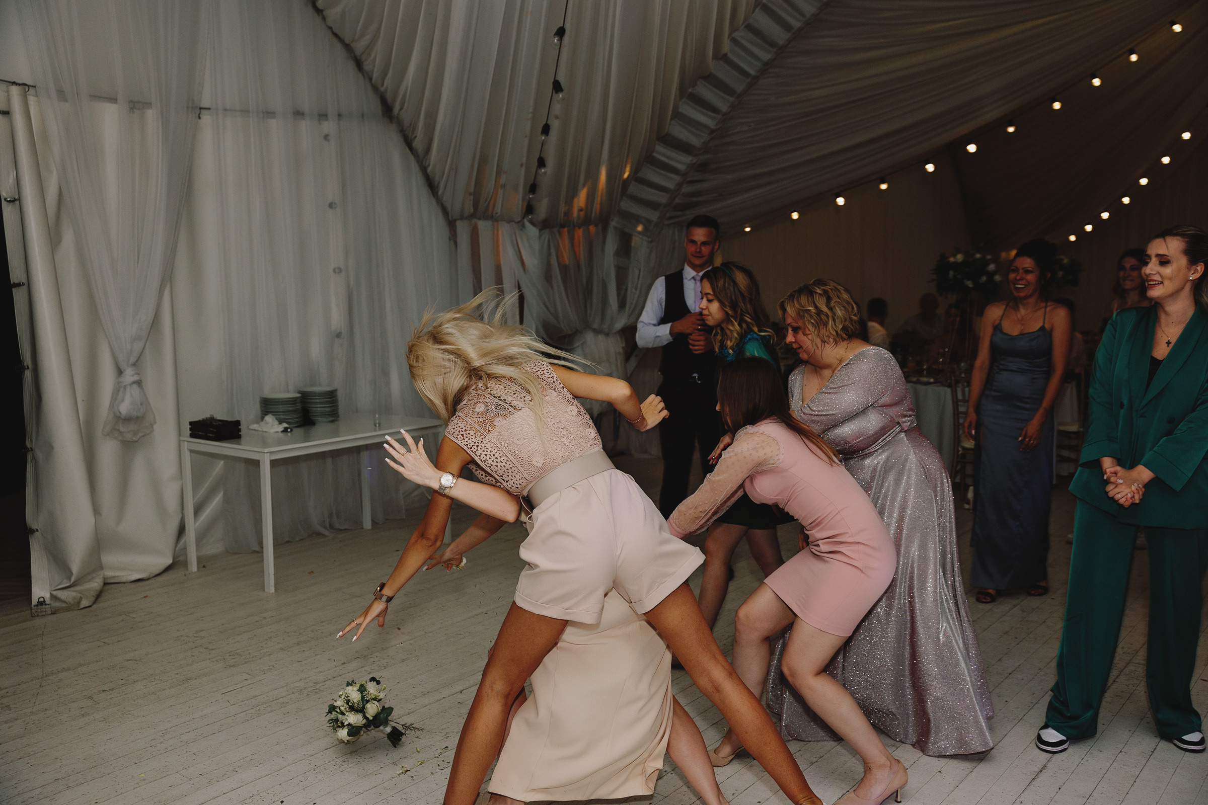 Дмитий Полина. Свадебный фотограф и видеограф Дмитрий Горяченков