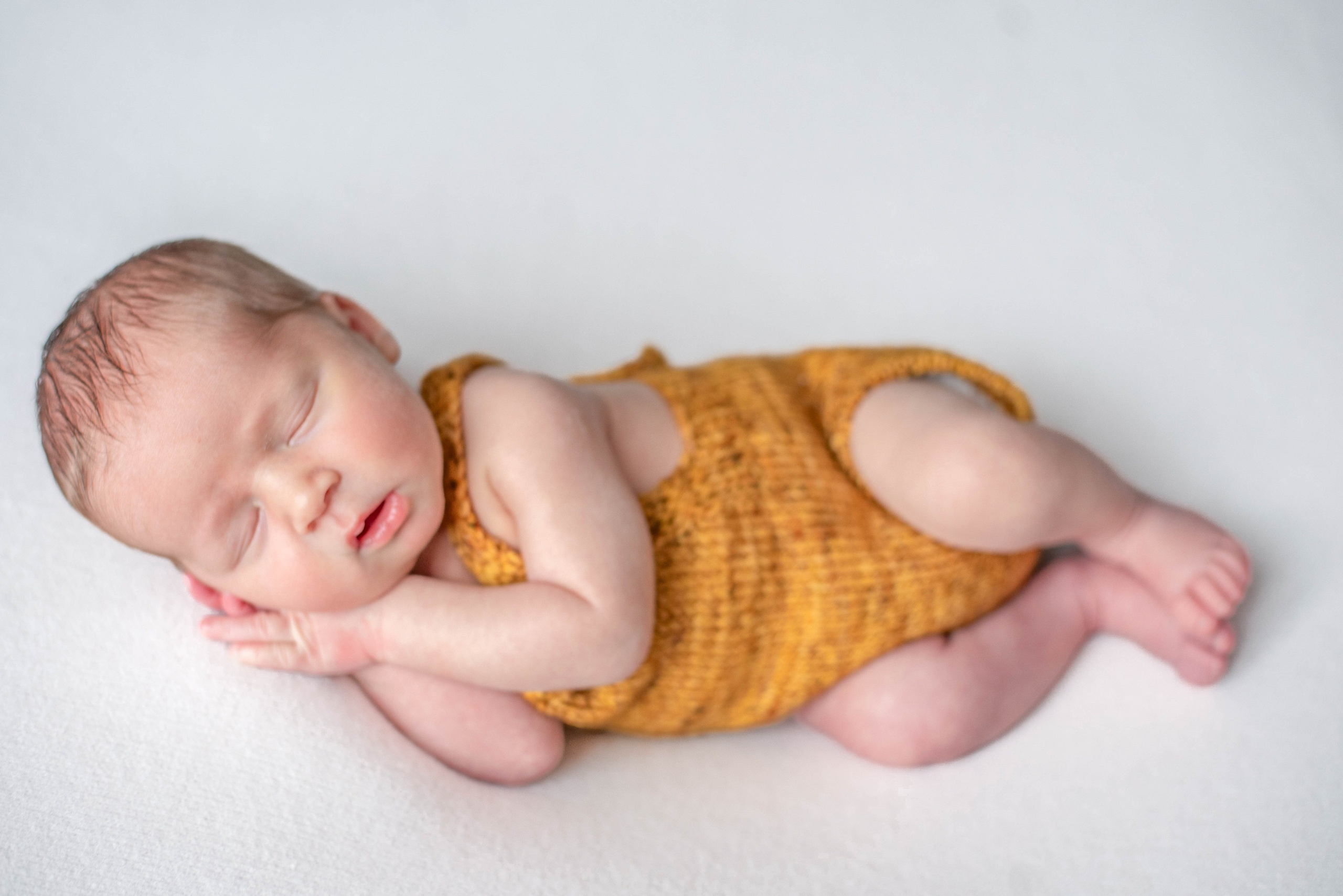 Фотосессия новорождённых. Фотограф в г. Нижневартовск Александра Гриценко