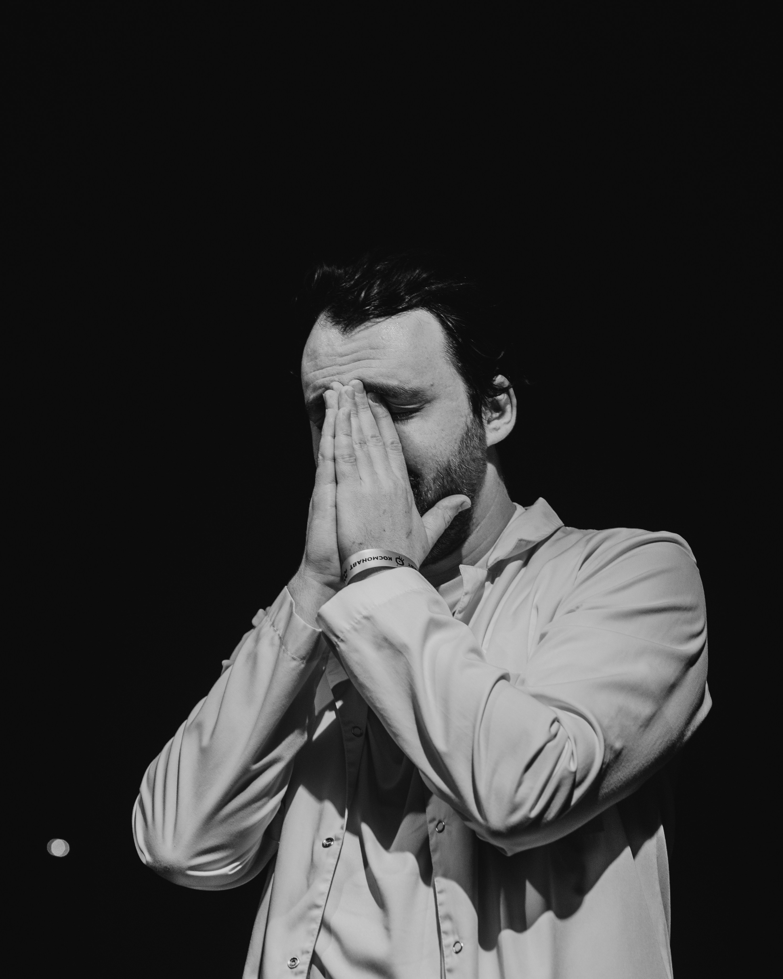 Люди в смирительных рубашках. RUSLAN ROZANOV