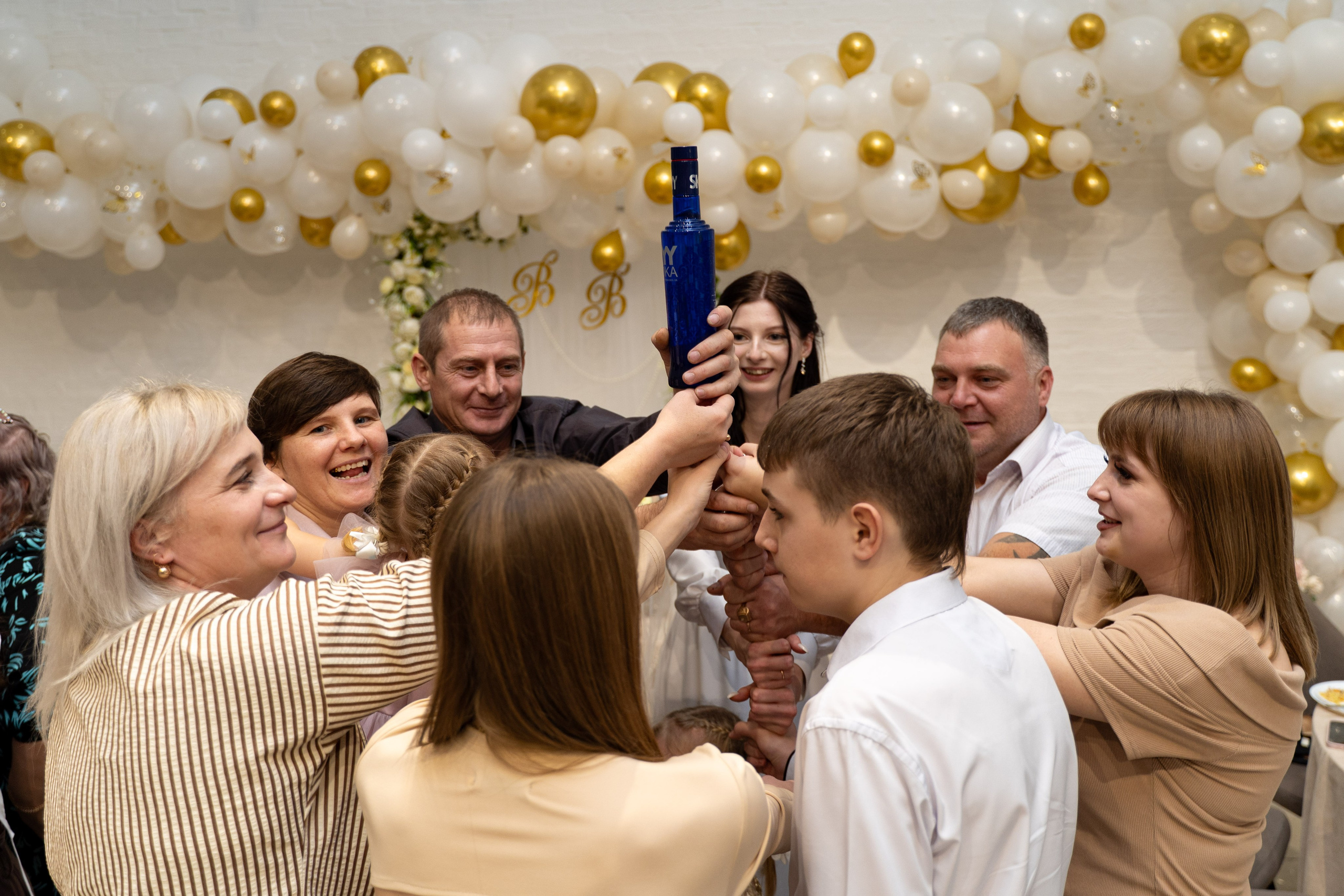 Свадебные съемки. Портретный и семейный фотограф в Новосибирской области. Работаю за улыбки клиентов :)