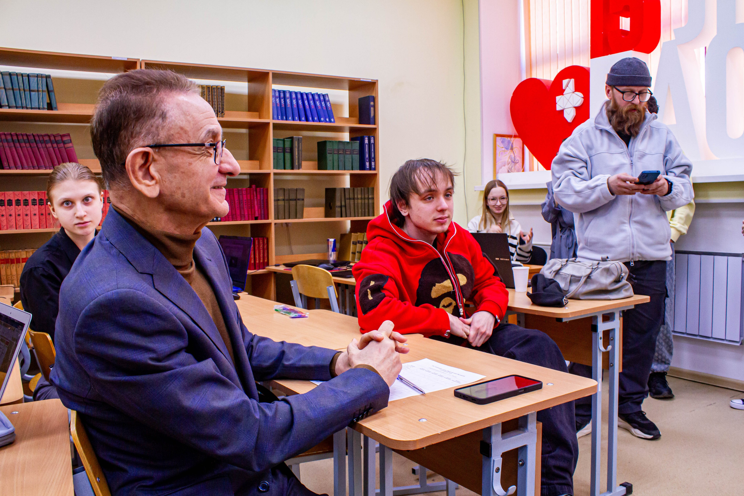 Маркетенговая мастерская в Екатеринбургской академии современного искусства 2025