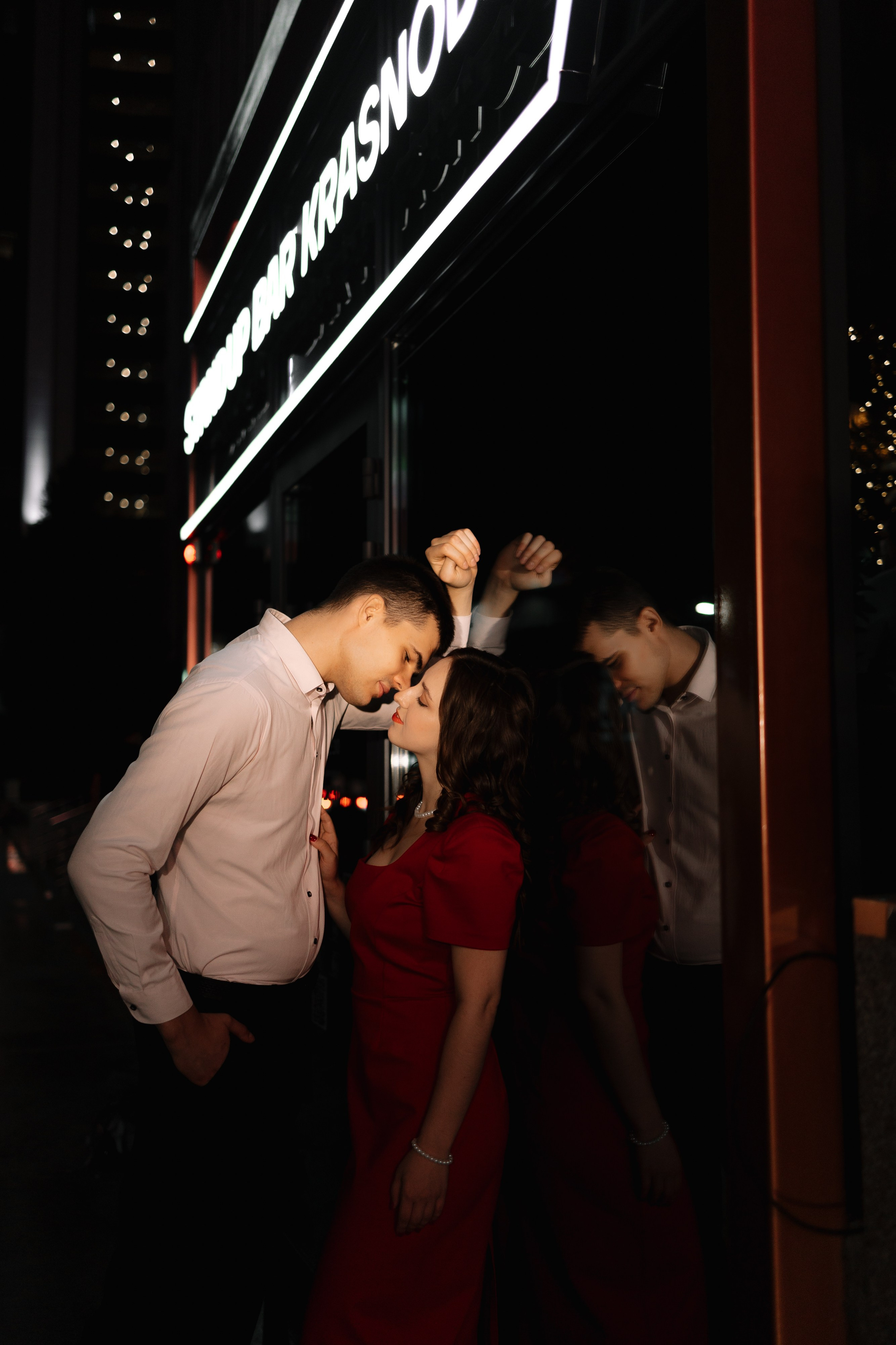 Лёша и Соня. Ночной Краснодар. Семейный фотограф в Краснодаре Храмова Анна