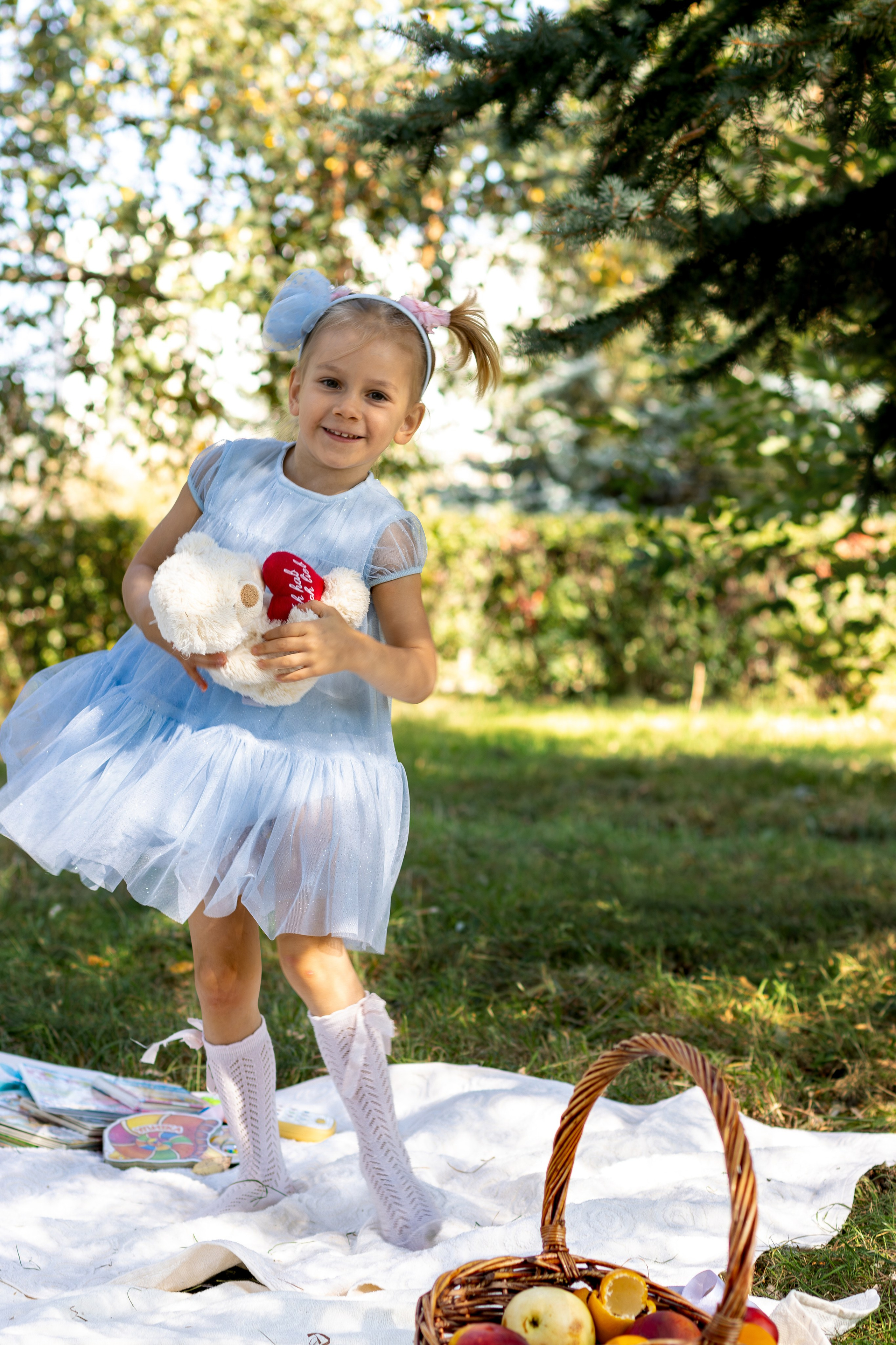 Пикник летним днём. Главная