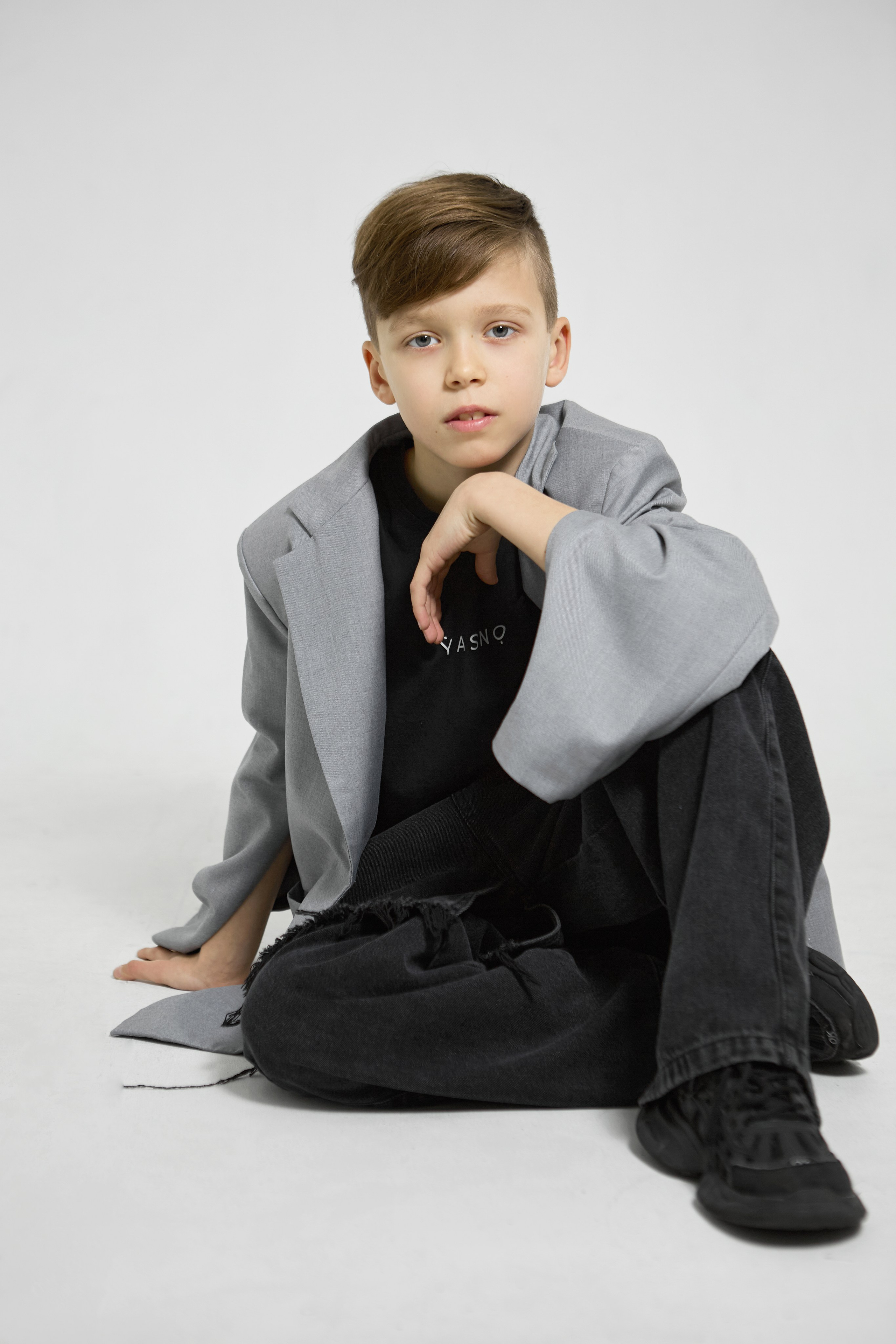 Степан, 9 лет, 138 см. Efimova Model Agency