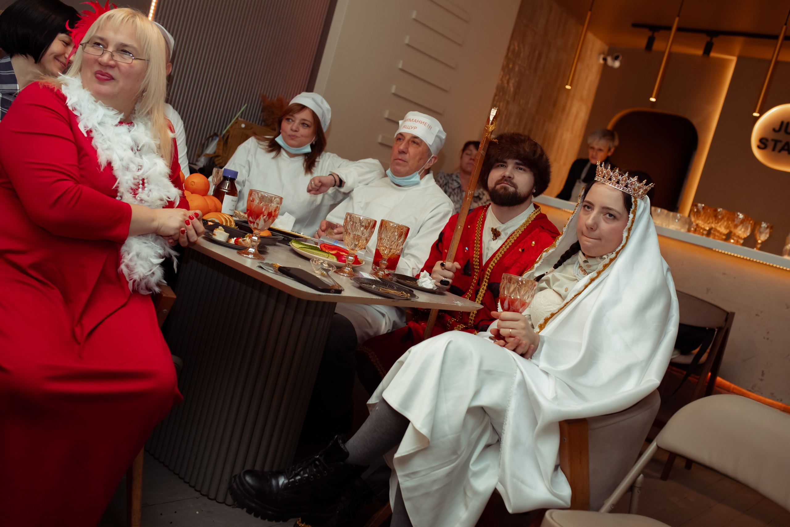 Юбилей Анны в стиле Гайдая. Семейный и детский фотограф в Москве Дорогова Екатерина