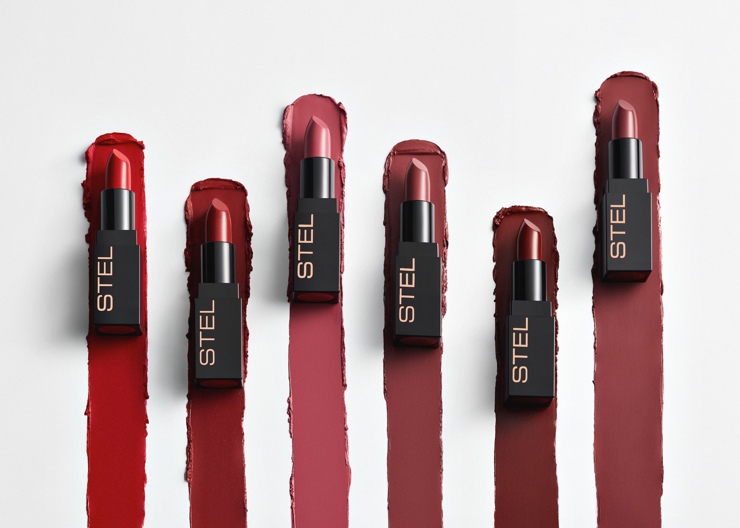 STELLARY LIPSTICK. Retouching, photo editing, portfolio retoucher