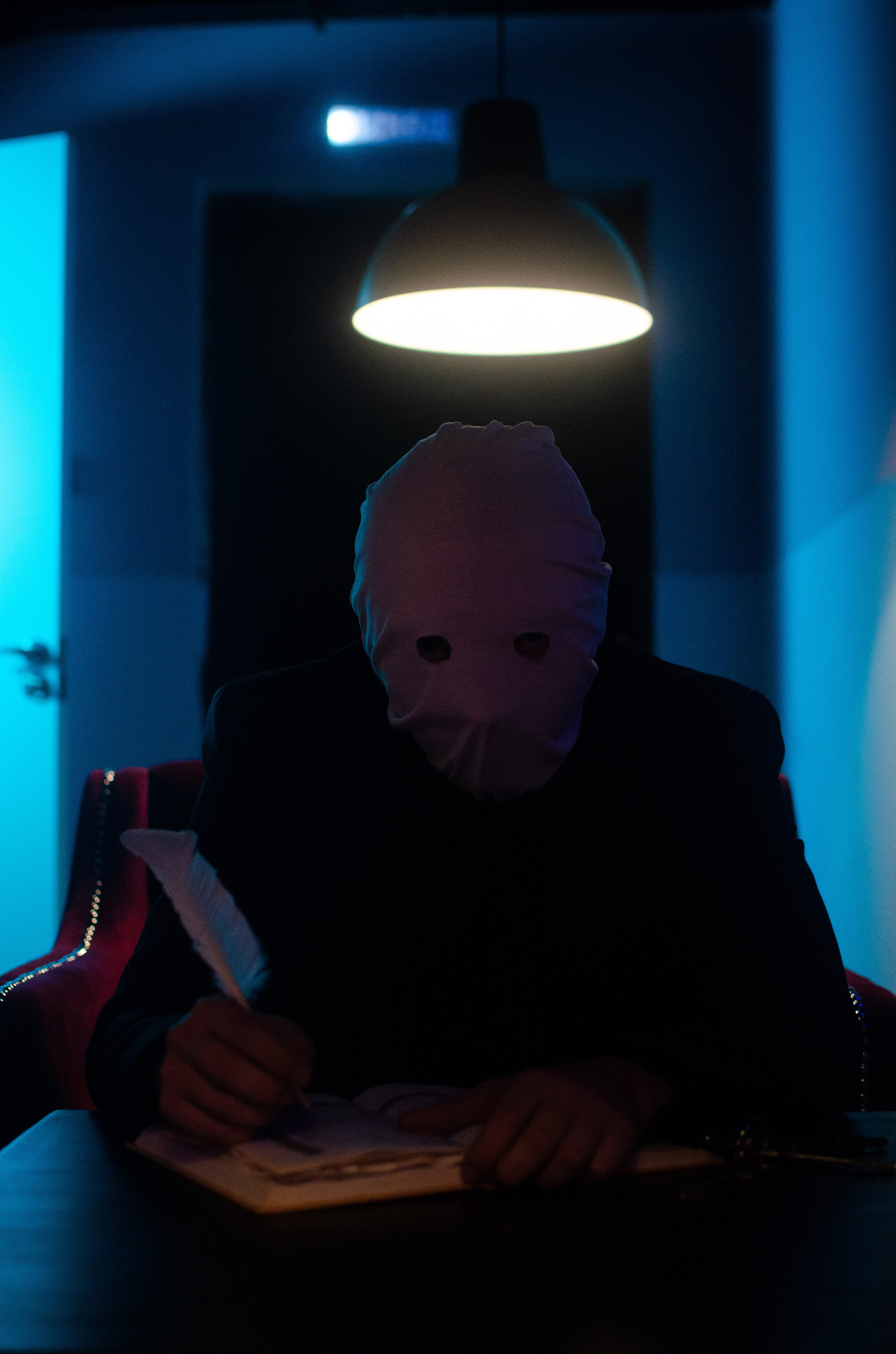 Card (backstage). Ян Эйк — Портретный и Репортажный фотограф