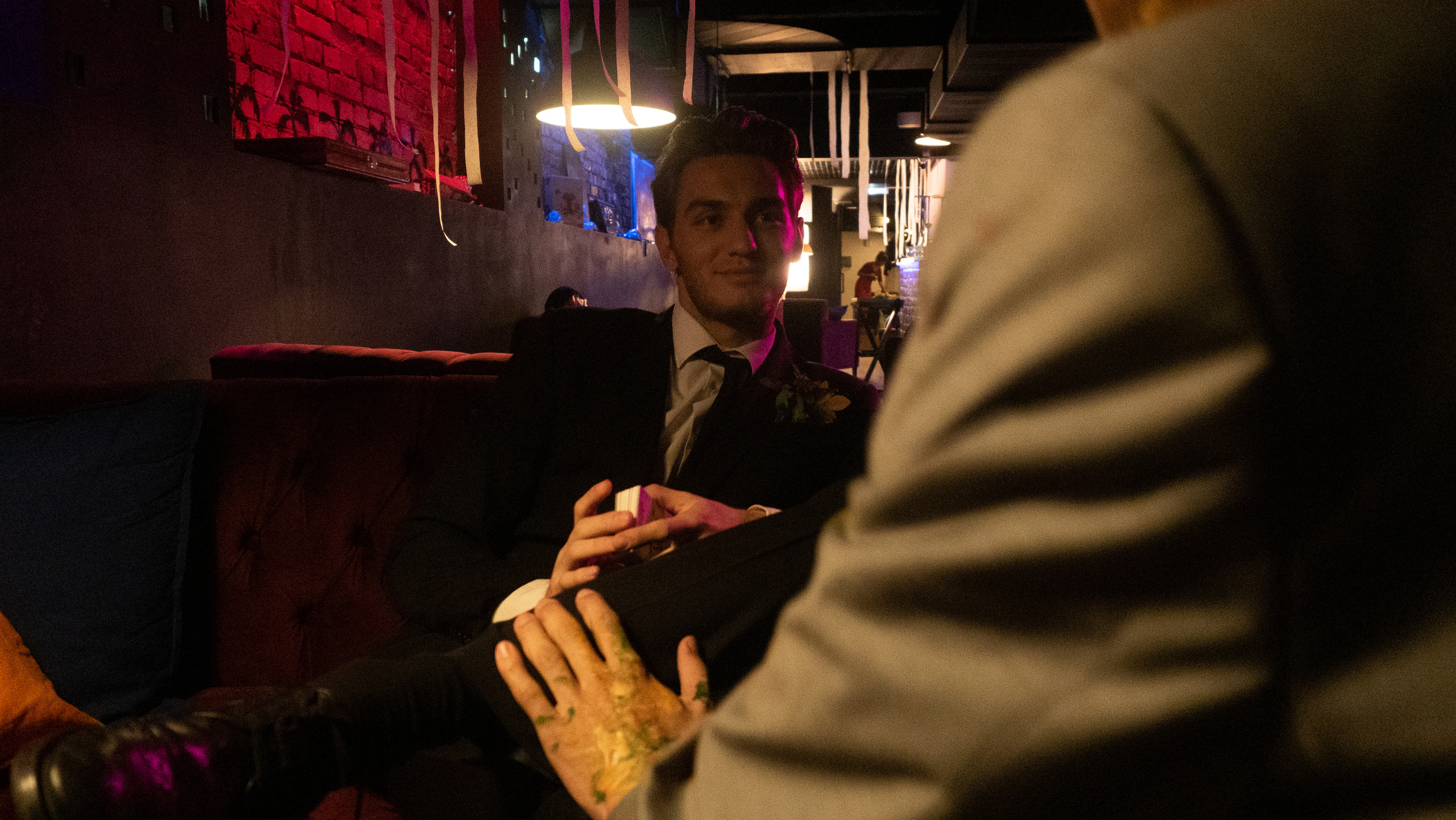 Card (backstage). Ян Эйк — Портретный и Репортажный фотограф