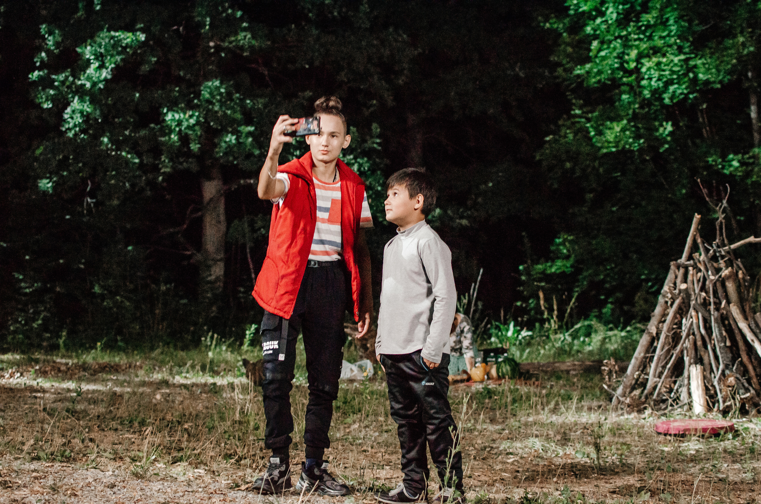 Zona696 (backstage). Ян Эйк — Портретный и Репортажный фотограф