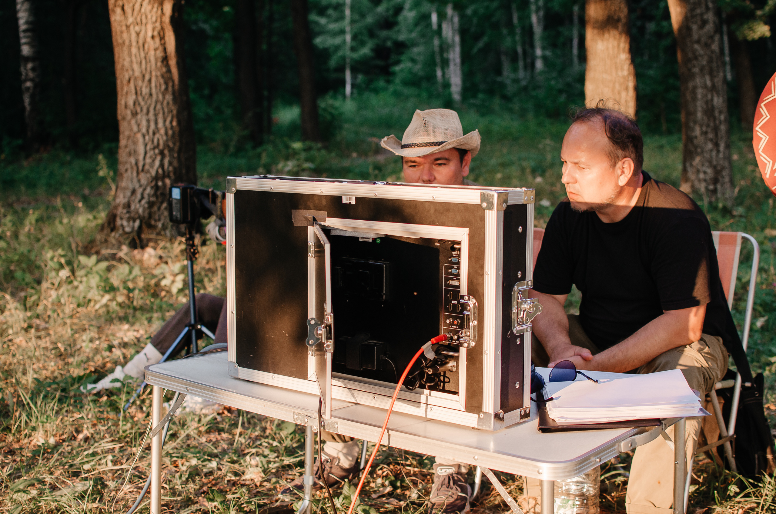 Zona696 (backstage). Ян Эйк — Портретный и Репортажный фотограф