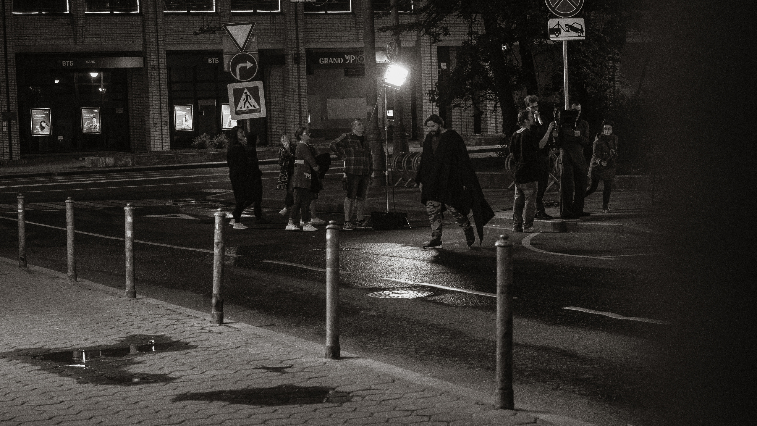 Card (backstage). Ян Эйк — Портретный и Репортажный фотограф