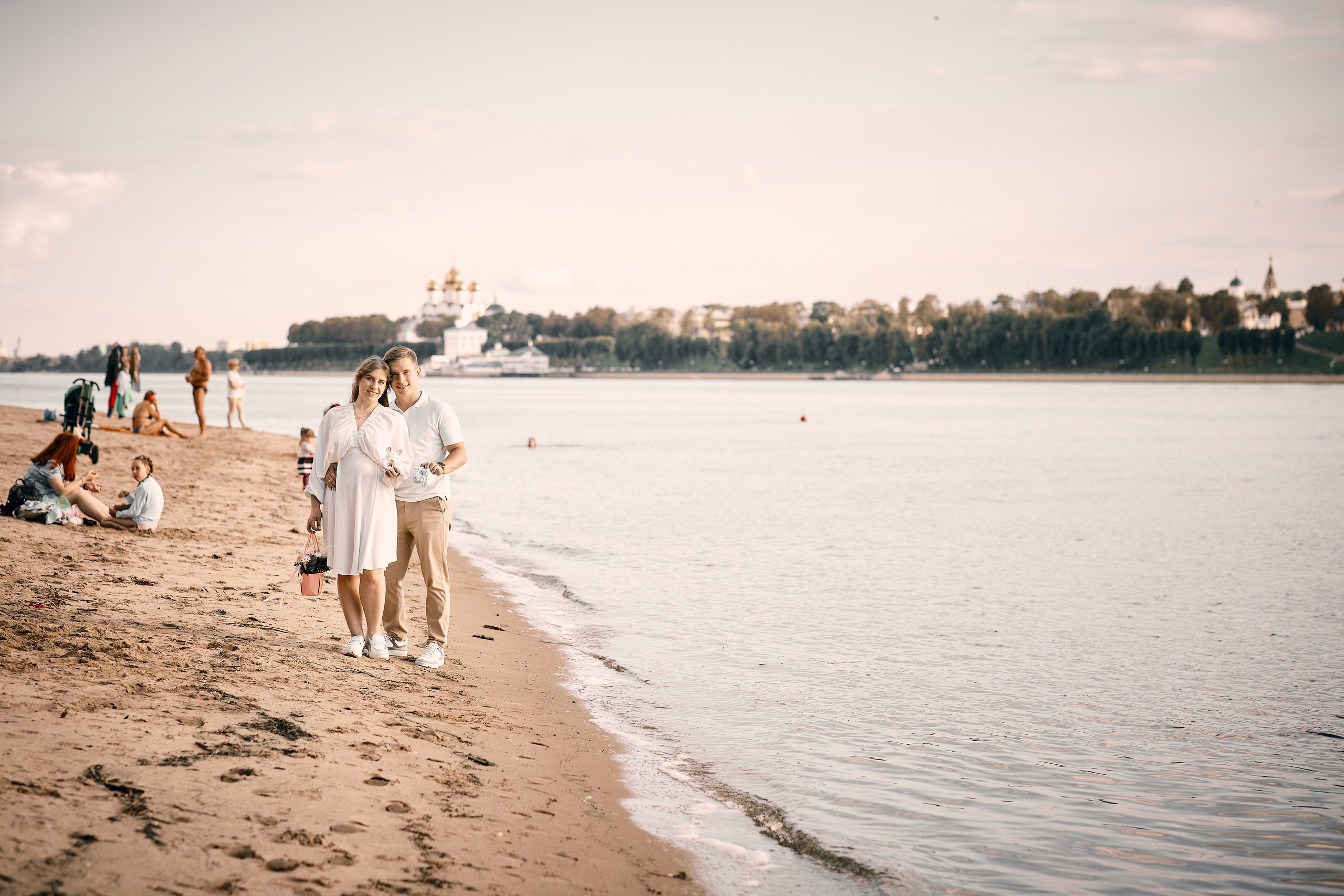 Прогулка по берегу Волги. Семейный и детский фотограф в Ярославле Юлия Галашина
