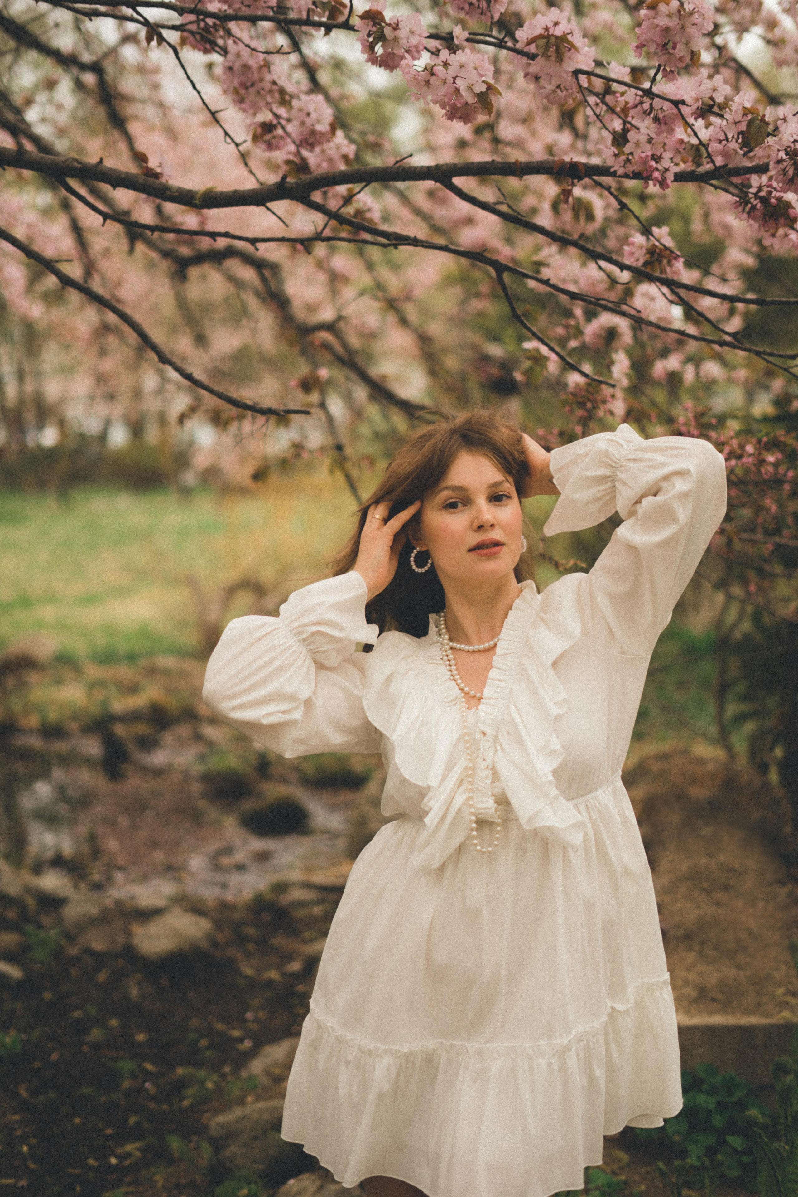 Девушка и сакура. Фотограф сахалин