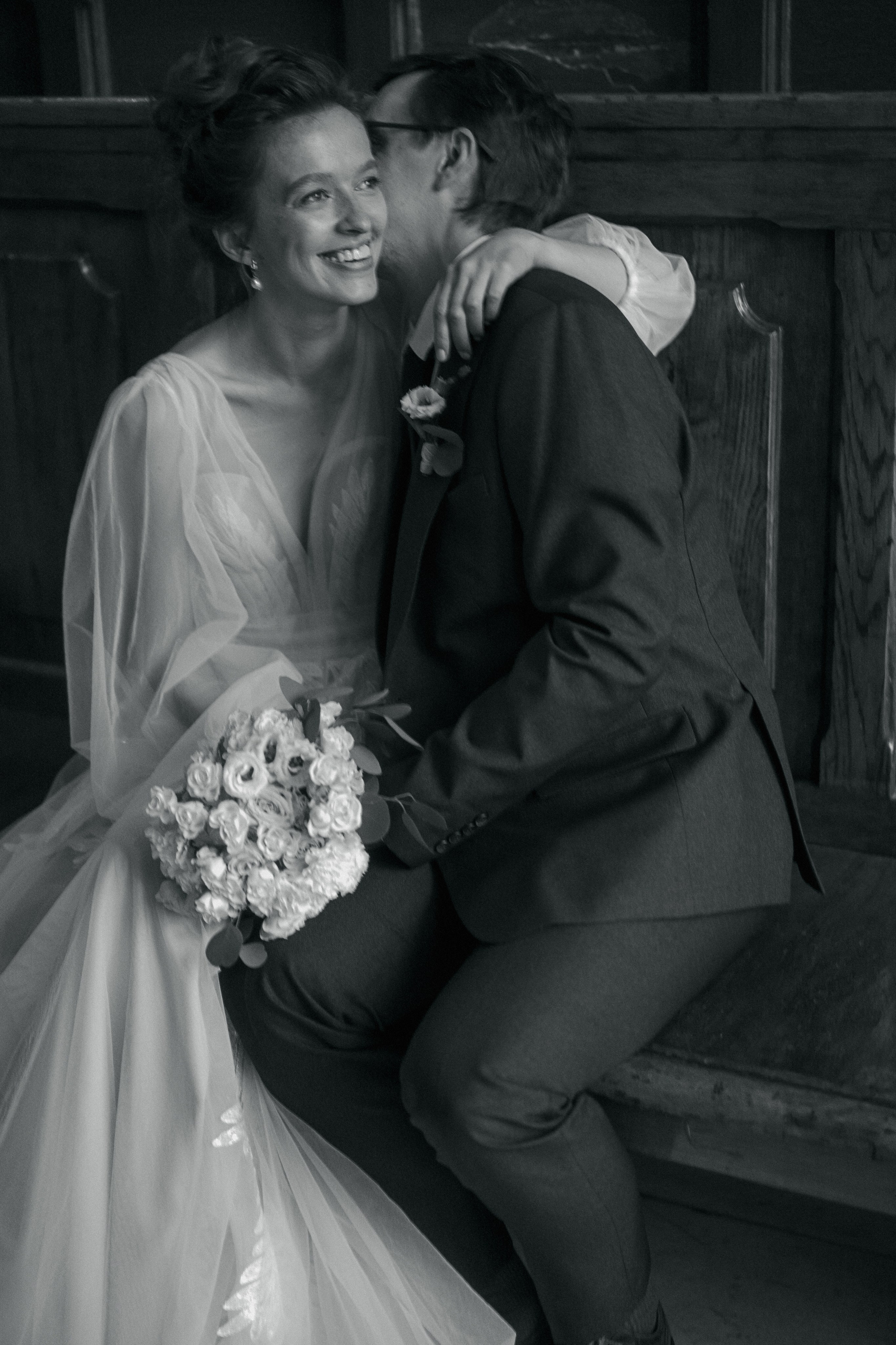 Июльский шторм с горячими сердцами. Свадебный фотограф в Санкт — Петербурге