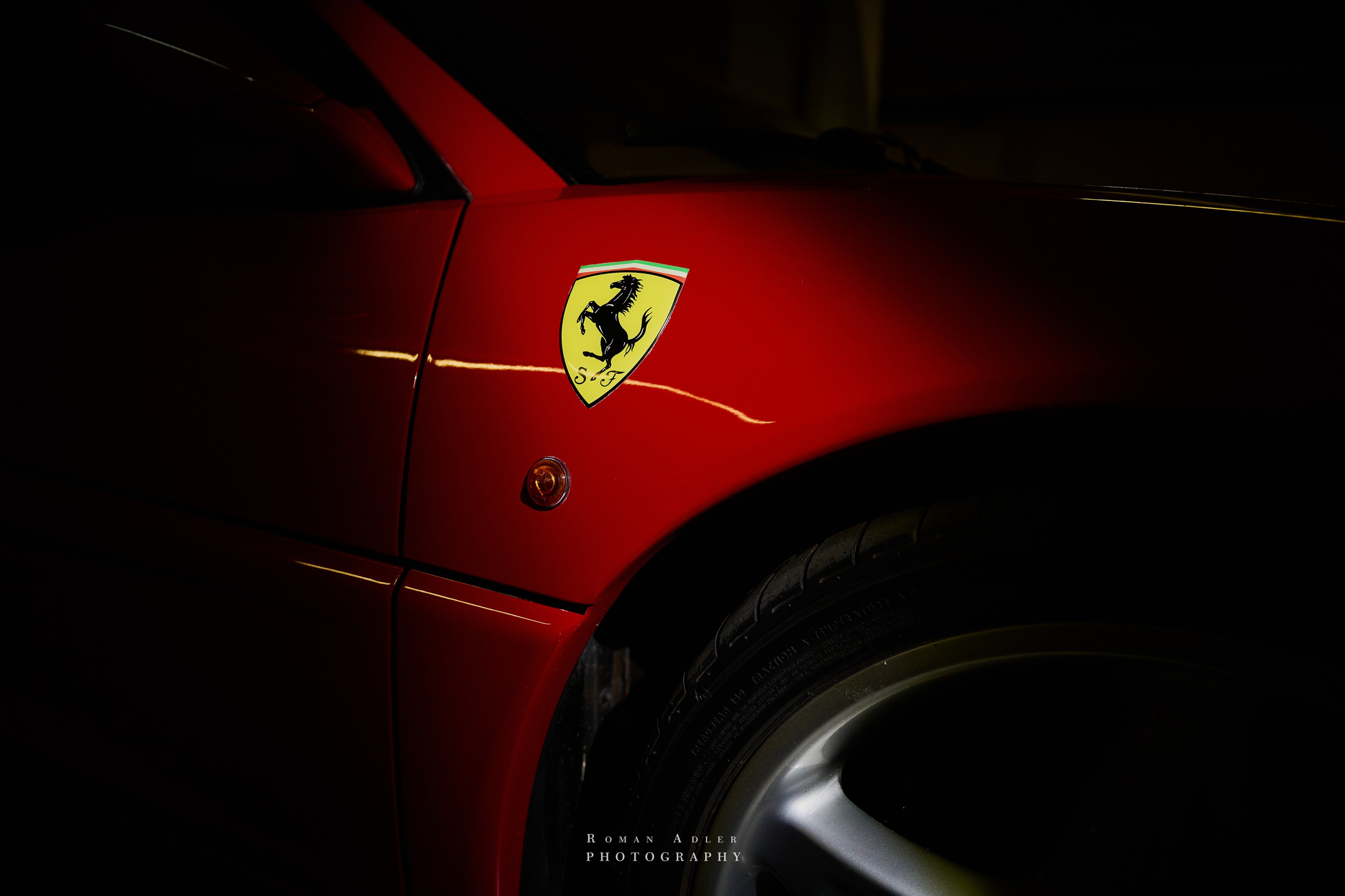 Ferrari 355 GTS. Фотограф Роман Адлер