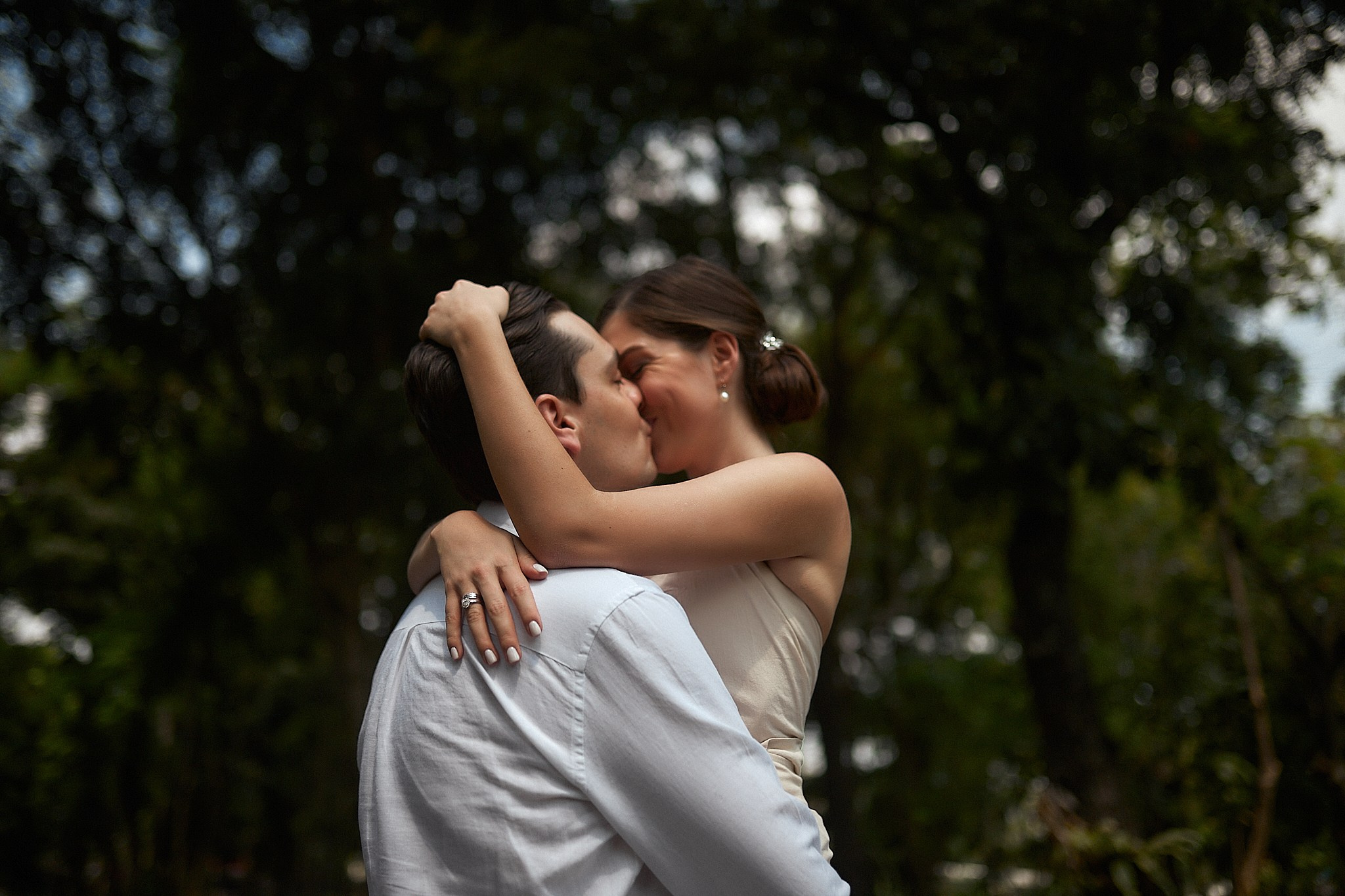 Свадебная фотосессия на Бали | Профессиональные фото на фоне природы