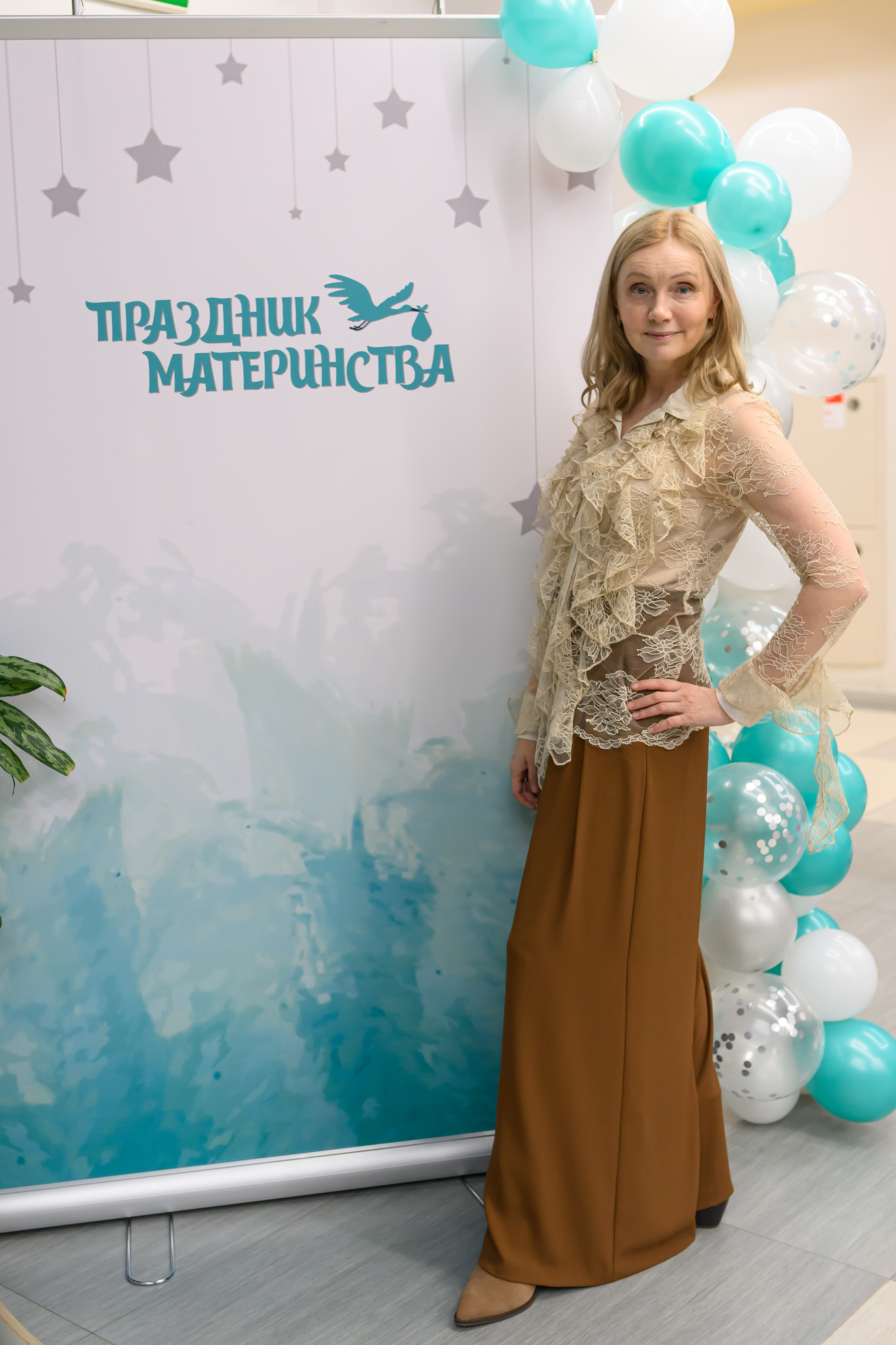 Праздник материнства ноябрь 2025. Профессиональный фотограф Елена Красилина г.Ярославль, г. Рыбинск