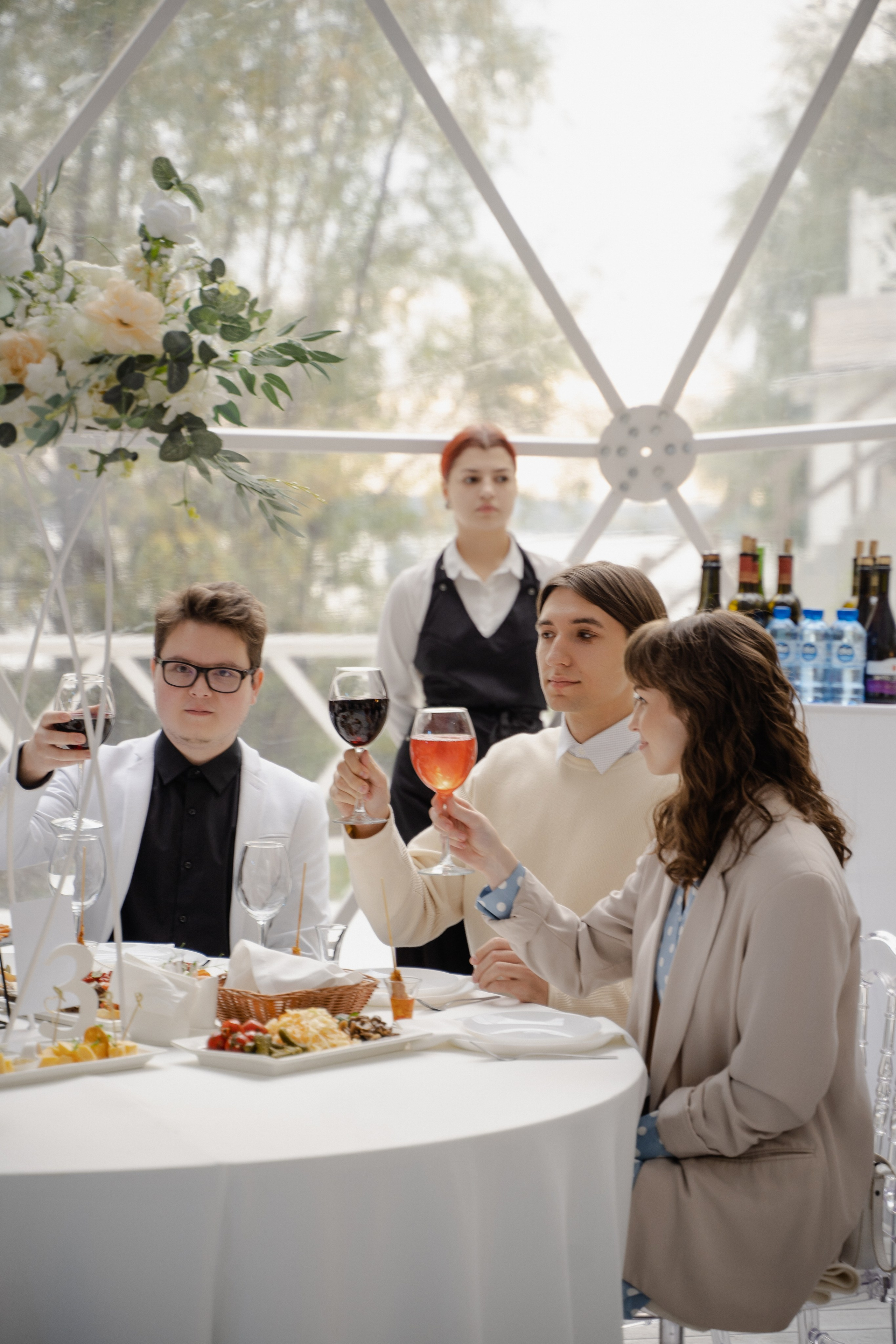 Ксения и Василий. Хвоя. Фотограф Аля Овчарова