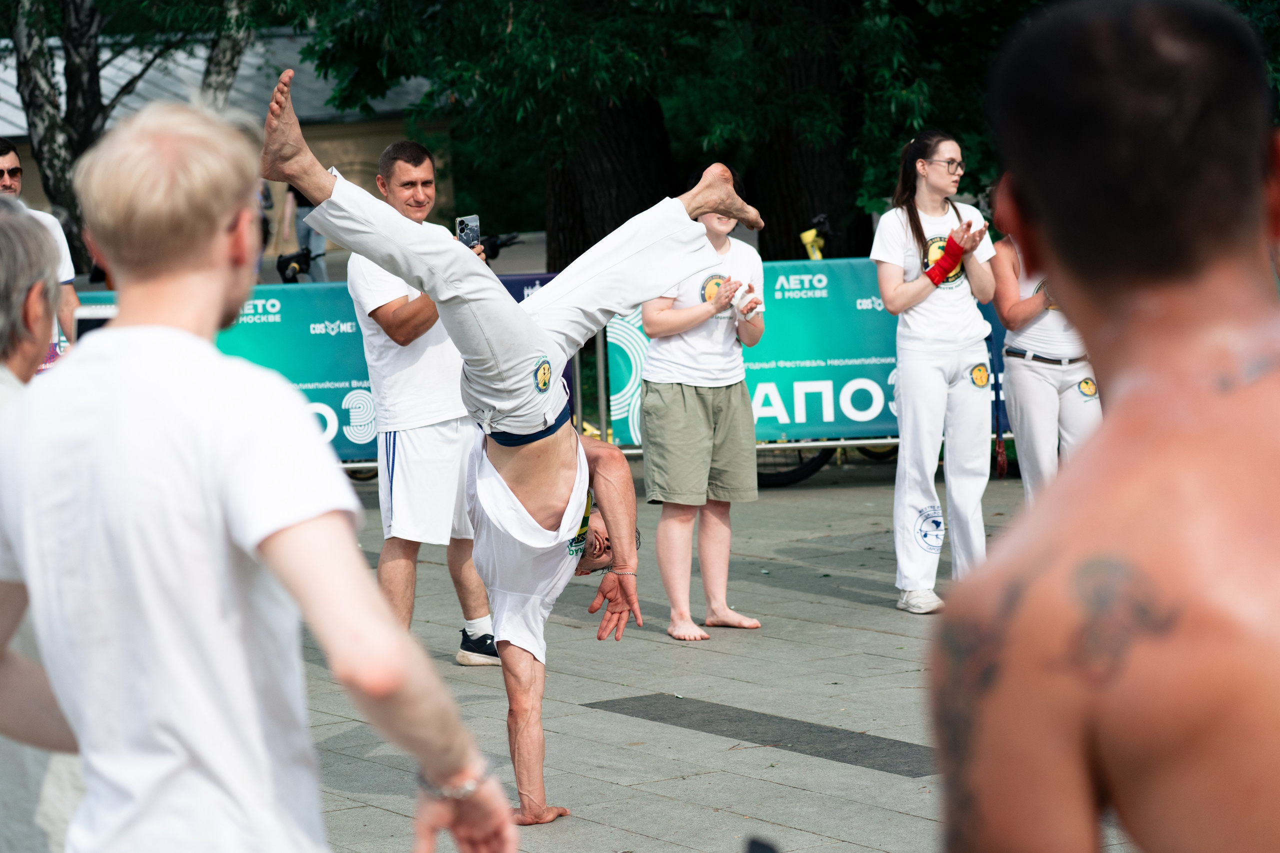 Открытый класс AXE Capoeira на фестивале неолимписких видов спорта на ВДНХ 2025 г:. Фотограф в Москве Ткаченко Владимир