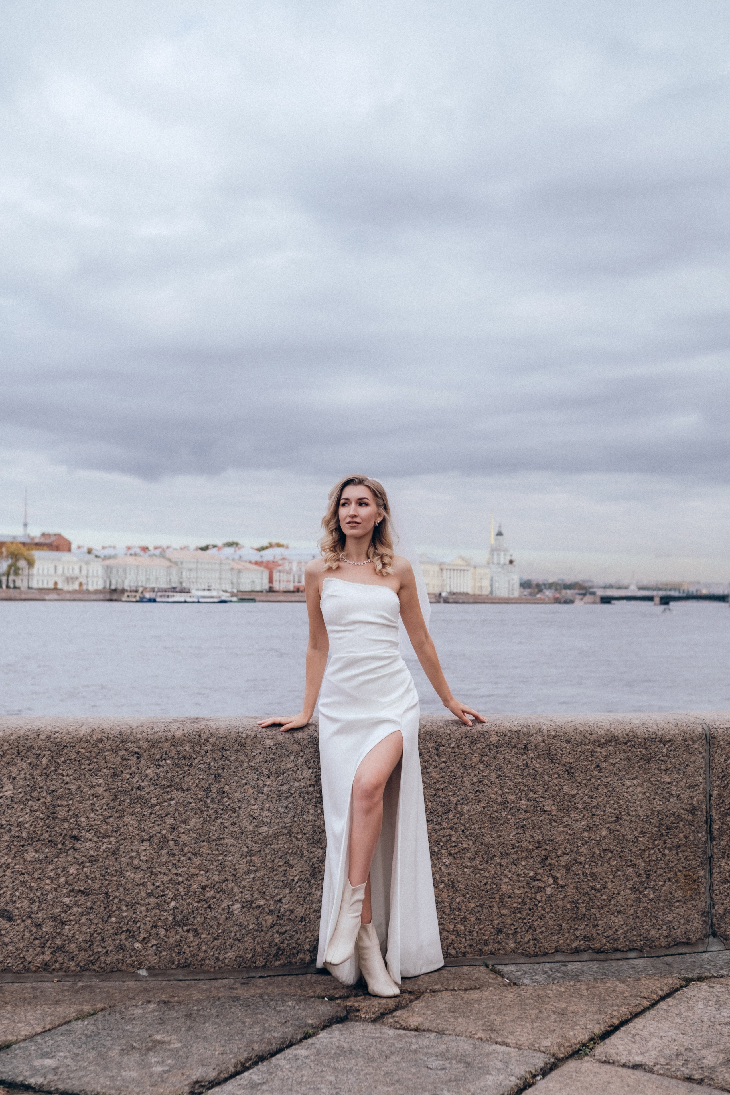 Дворец Бракосочетания № 1(дневная) +прогулка. Фотограф в Санкт-Петербурге Кристина Брянская