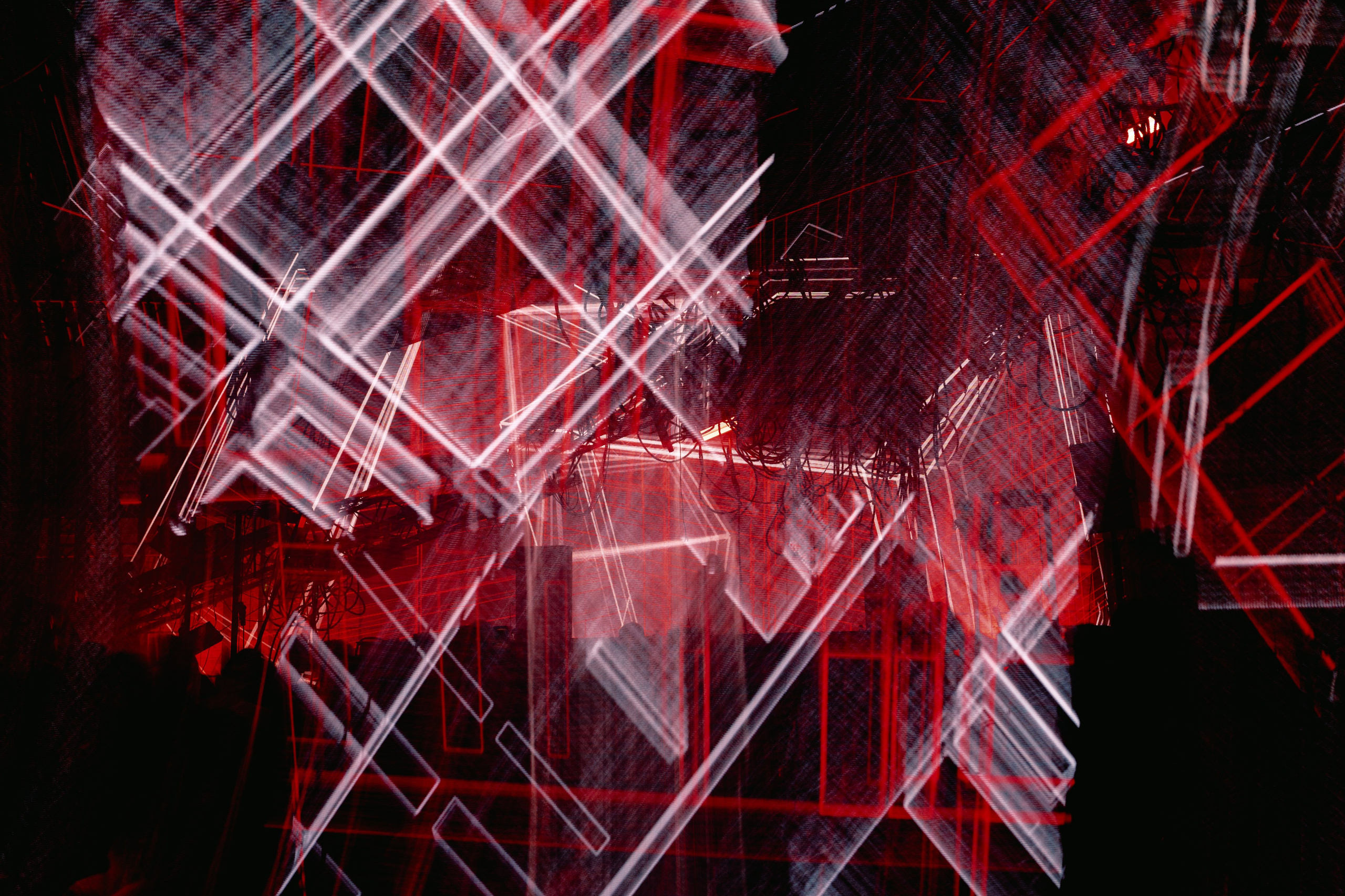 Outline 2024. @tomrus: Рустам Шагиморданов — фотограф