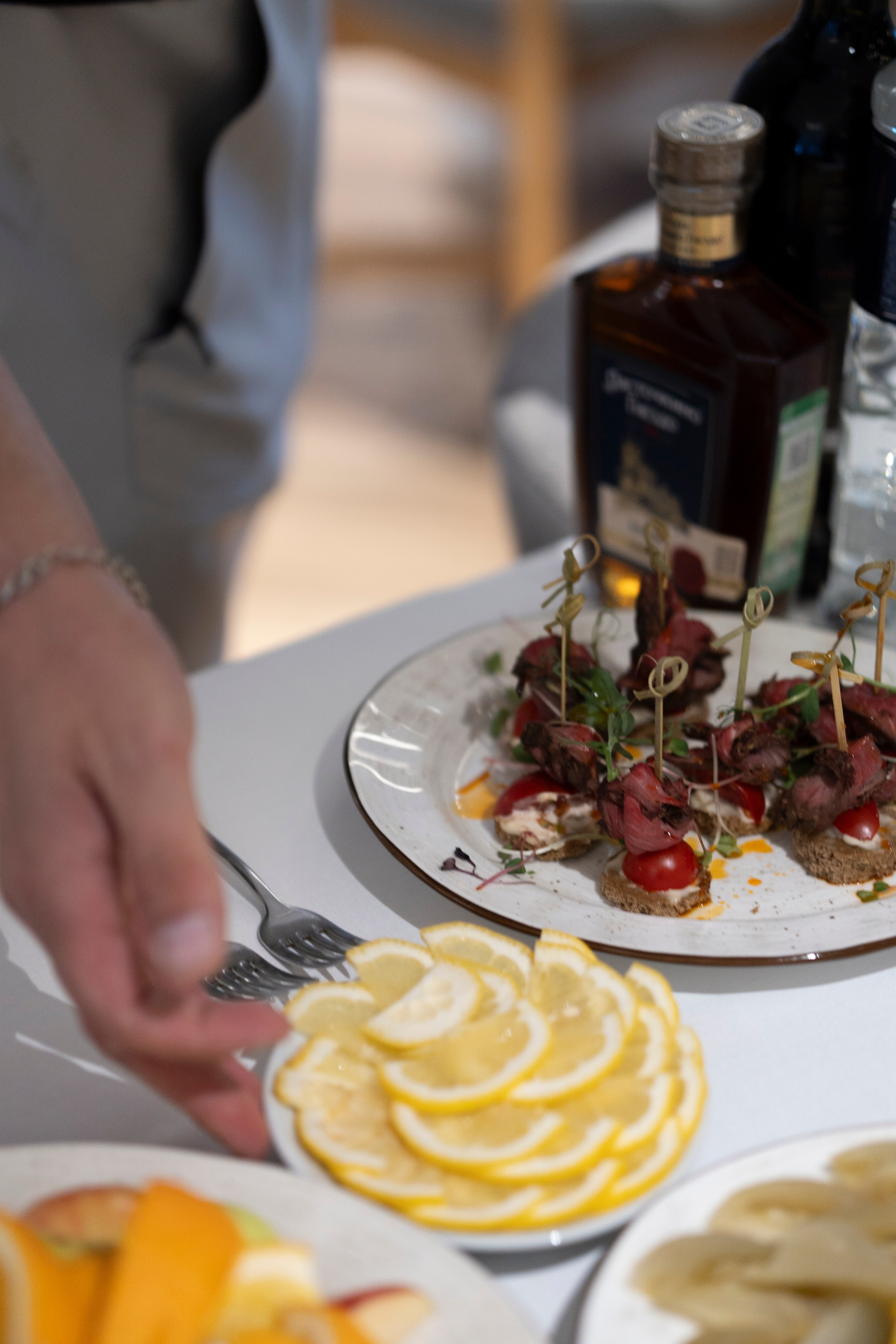 Рестораны. Maxon Magnusson