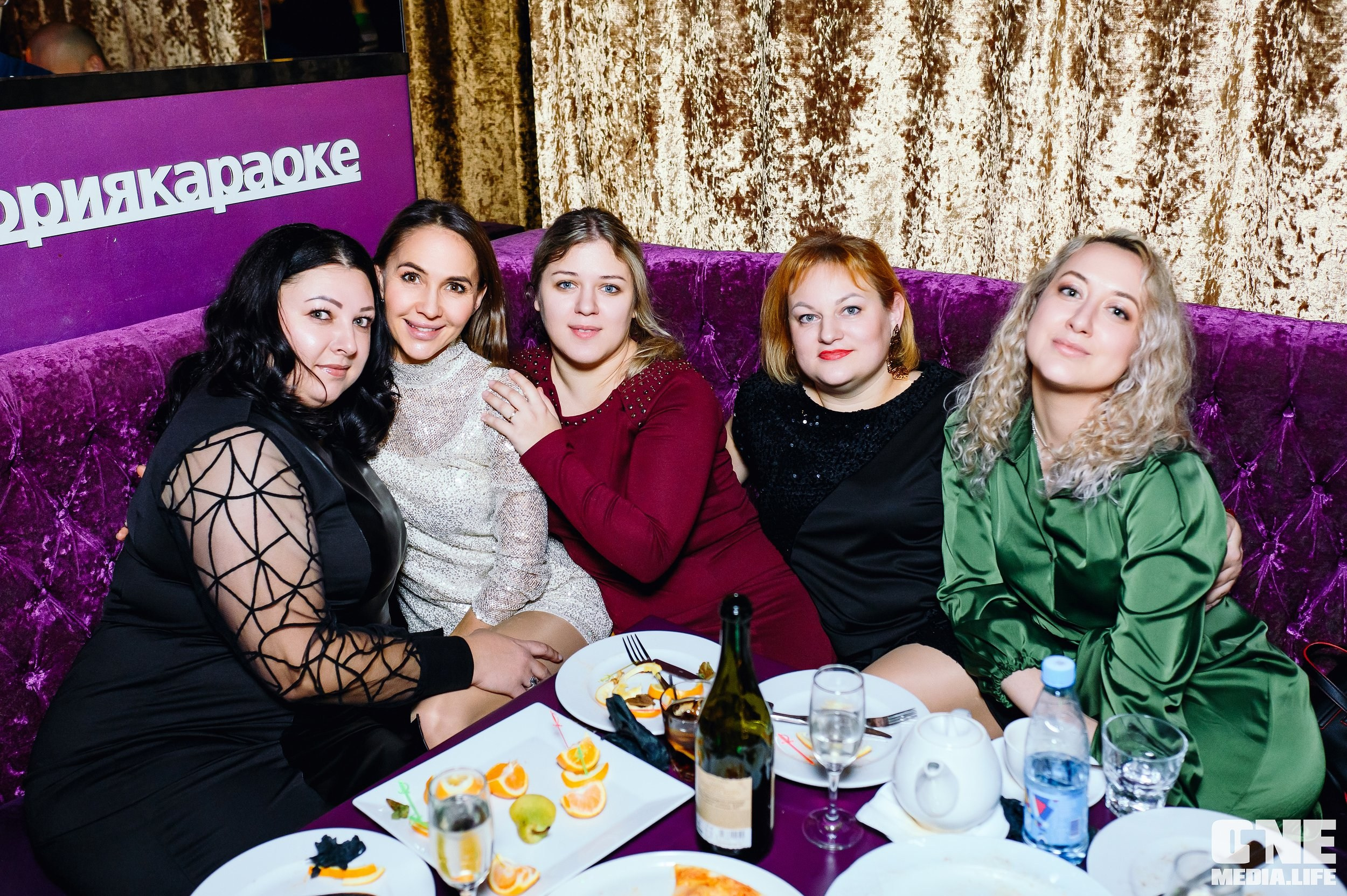 Фоторепортаж из караоке-клуба Эйфория. One Media Life: фоторепортажи, фотоотчеты с мероприятий и заведений