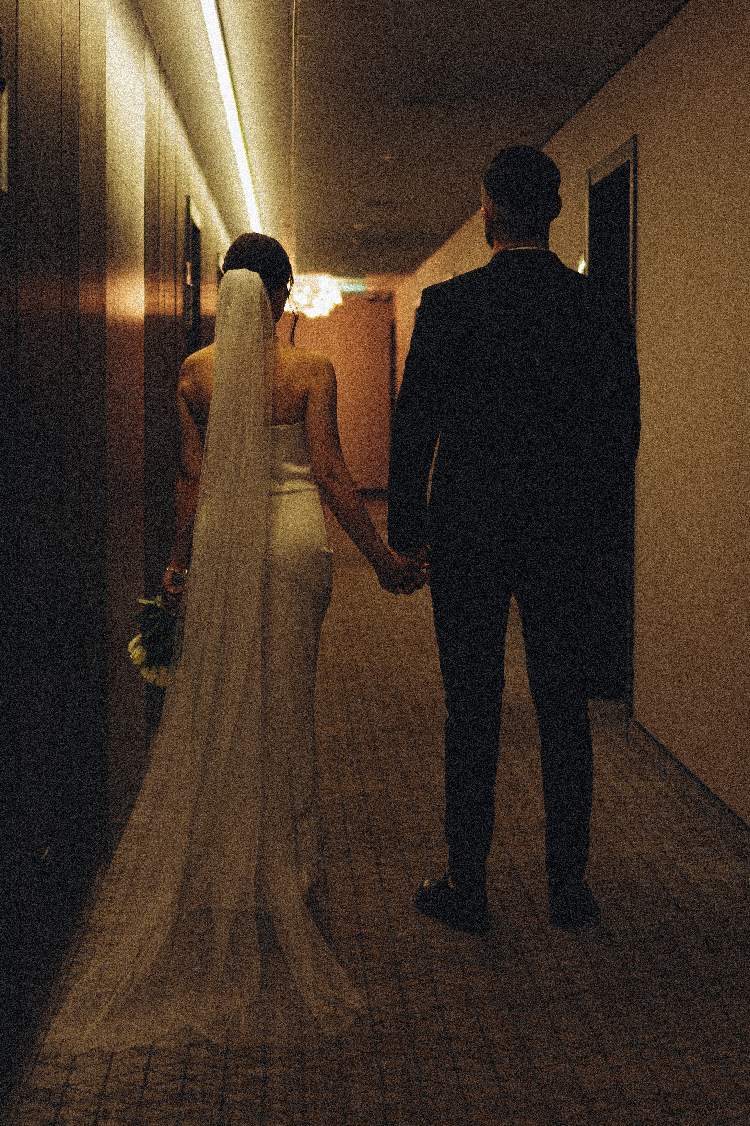 СВАДЕБНАЯ СЬЕМКА СБОРОВ ЖЕНИХА И НЕВЕСТЫ В ОТЕЛЕ И ТАКЖЕ ФОТОСЕССИИЯ В ОТЕЛЕЕ МЕГАПОЛИС БРЯНСК. Профессиональный фотограф, Санкт-Петербург — Виктория Богомолова